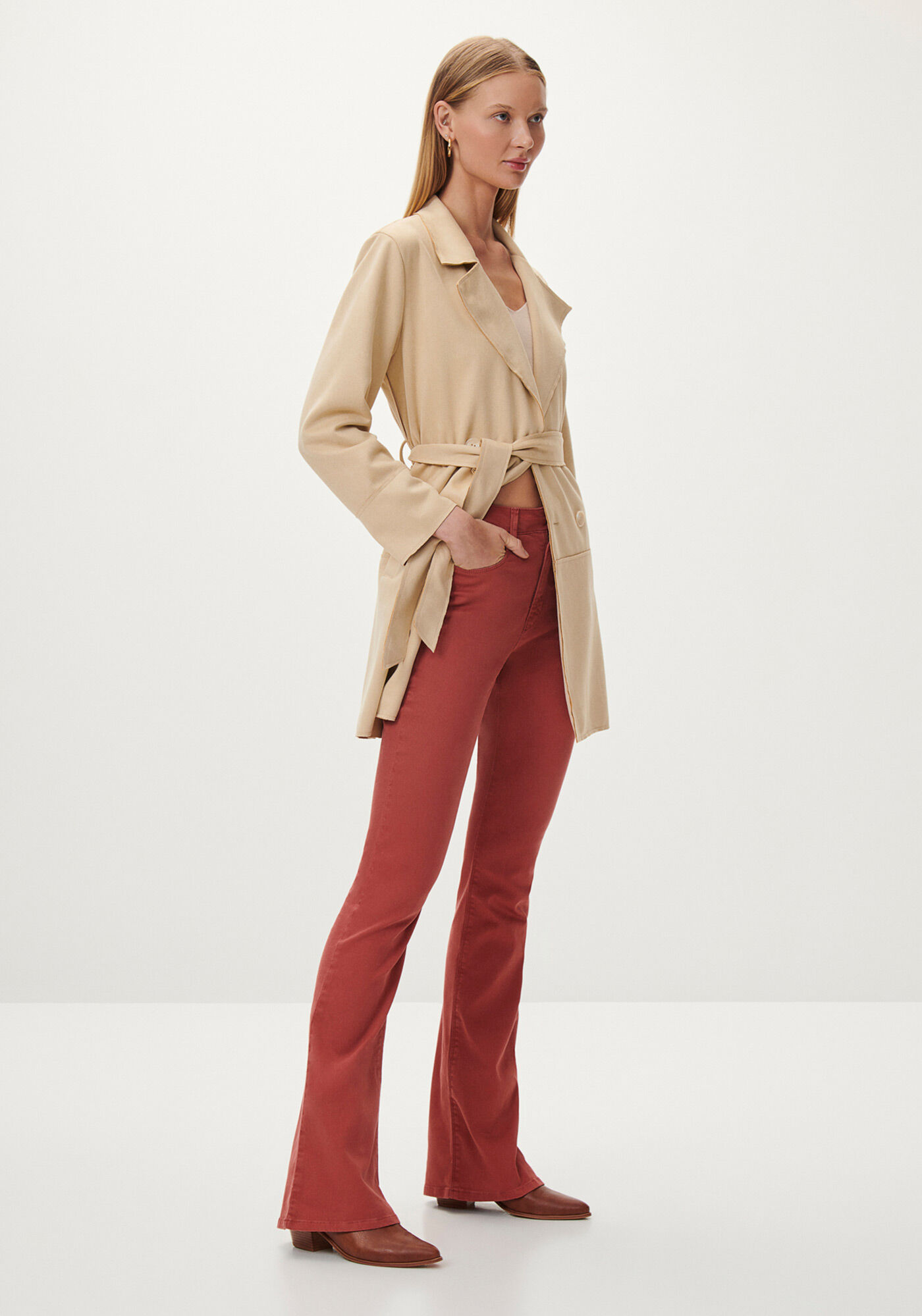 Cal&ccedil;a Sarja Flare Bootcut com Cintura Alta, MARROM MUSTANG, large.