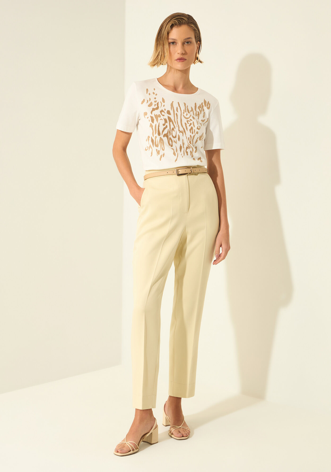 Cal&ccedil;a Carrot De Cintura Alta Em Alfaiataria, BEGE FAIRWAY, large.