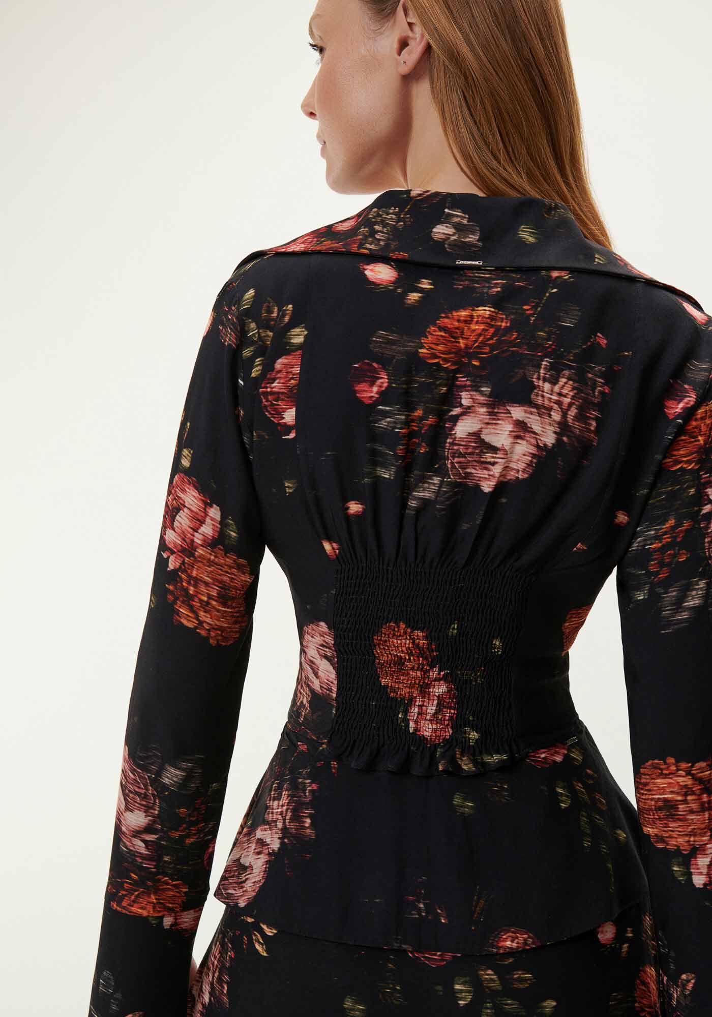 Blusa Floral Manga Longa em Viscose com Gola, , large.