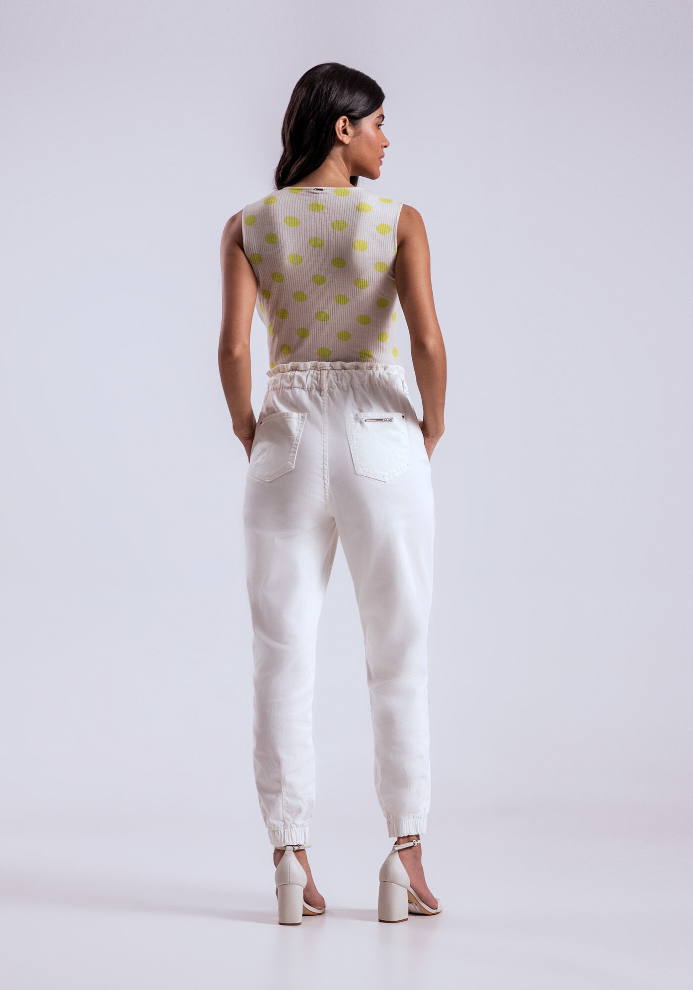 Cal&ccedil;a Sarja Jogging Cropped Cintura M&eacute;dia, , large.