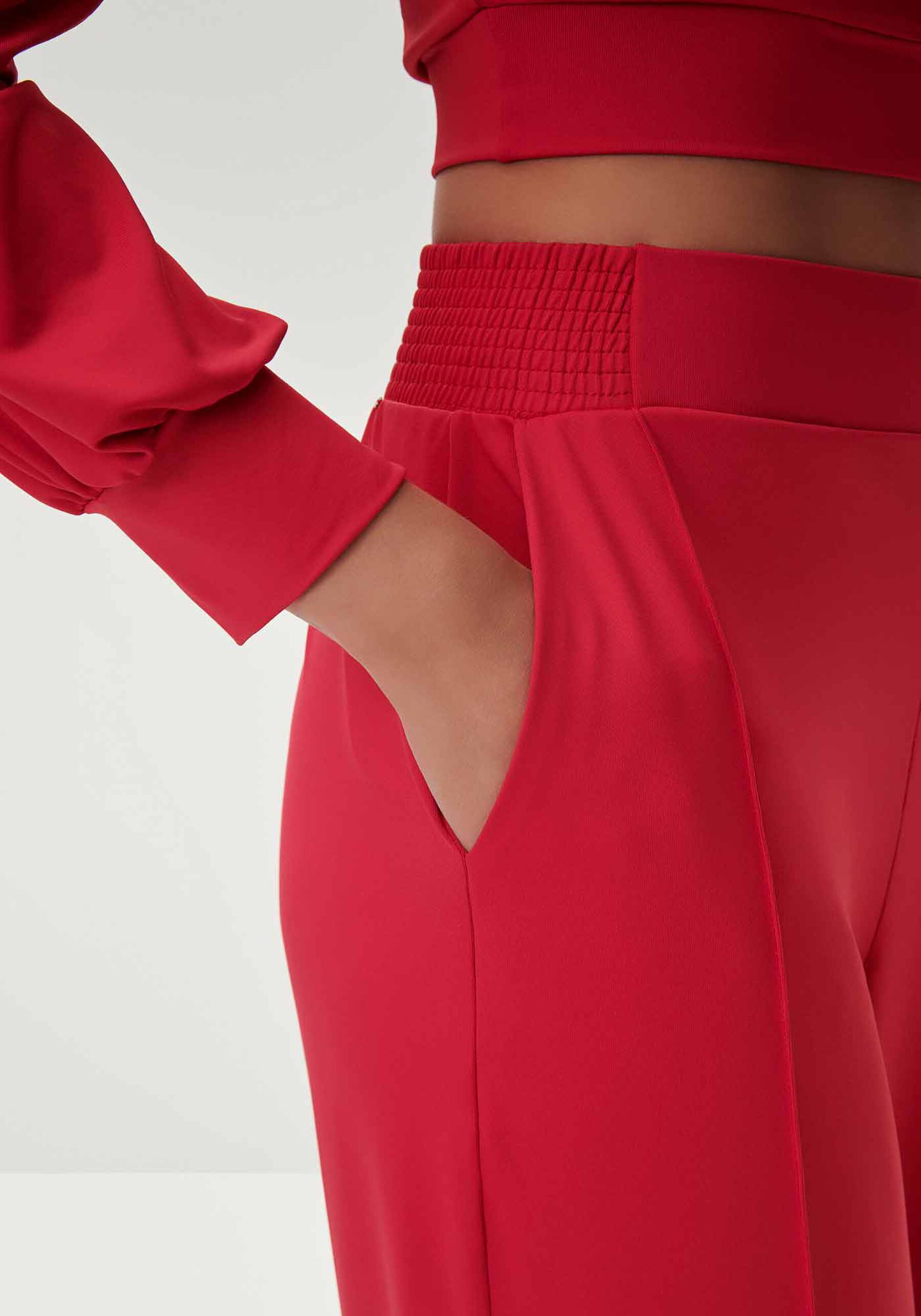 Conjunto em Malha com Jaqueta Franzida e Calça Reta, . Conjunto em Malha com Jaqueta Franzida e Calça Reta, , large.