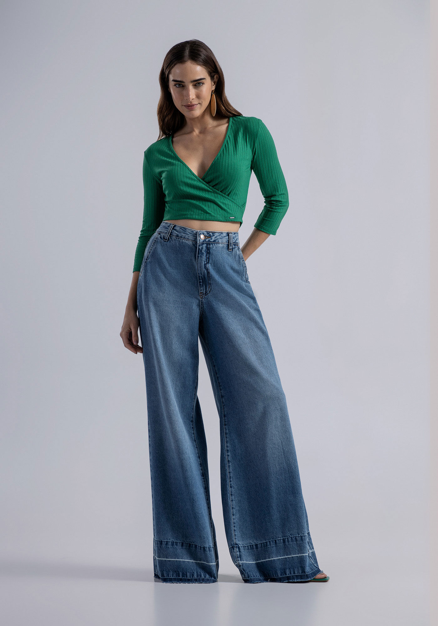 Blusa Manga 3/4 Canelada com Transpasse, VERDE PANTANAL, large.