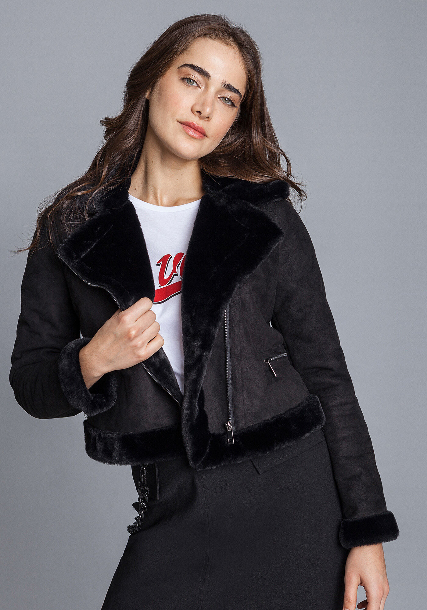Casaco suede hotsell com pelo feminino