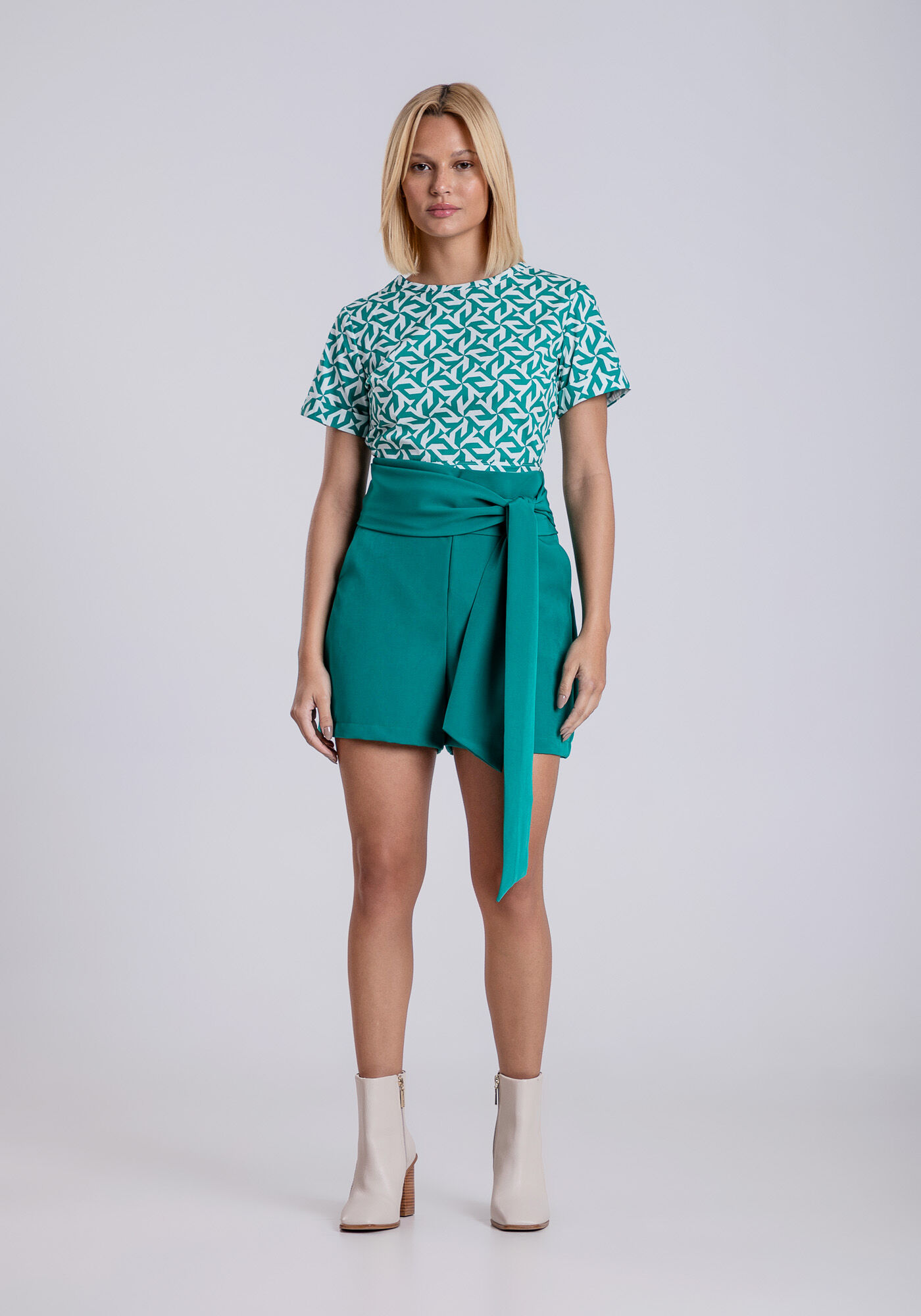 Shorts Petra Cintura M&eacute;dia com Cinto, , large.