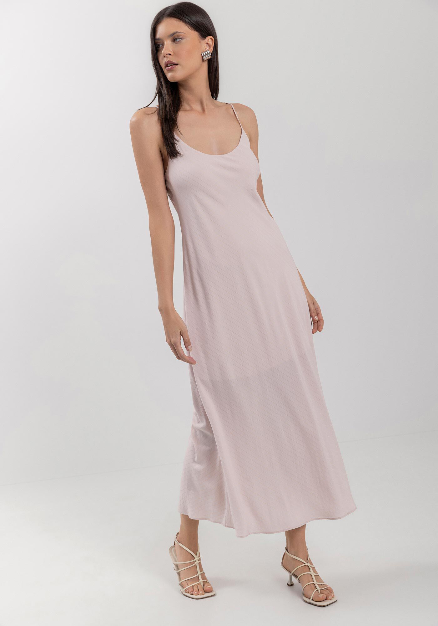 Vestido De Al&ccedil;as Midi Ch&aacute; Em Viscose Com Fios De Lurex, , large.