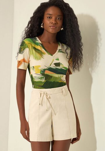 Blusa Estampada Com Decote Em V E Mangas Curtas, PALMA BEGE. Blusa Estampada Com Decote Em V E Mangas Curtas, PALMA BEGE, large.