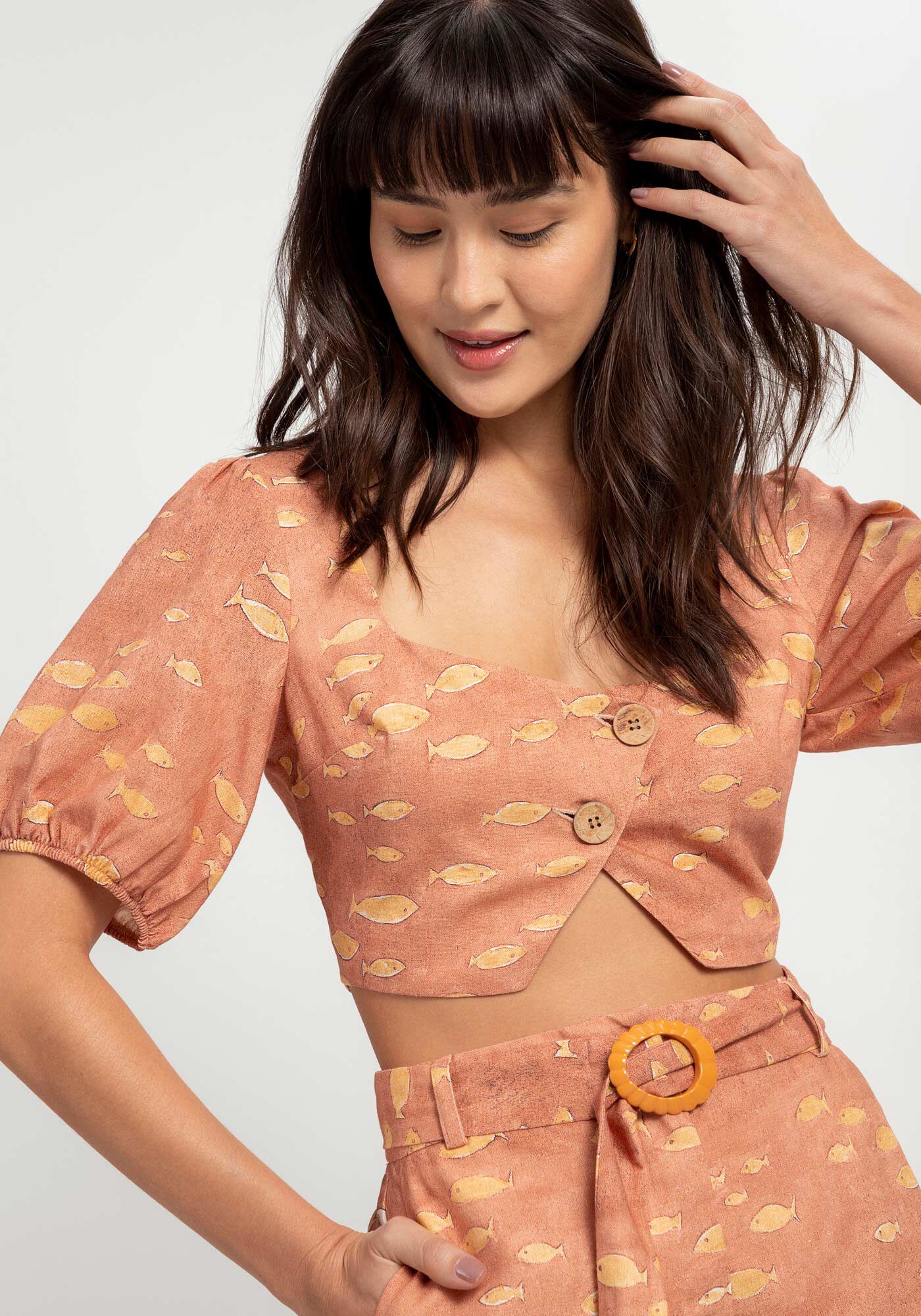 Blusa Estampada em Linho com Recorte e Bot&otilde;es, , large.