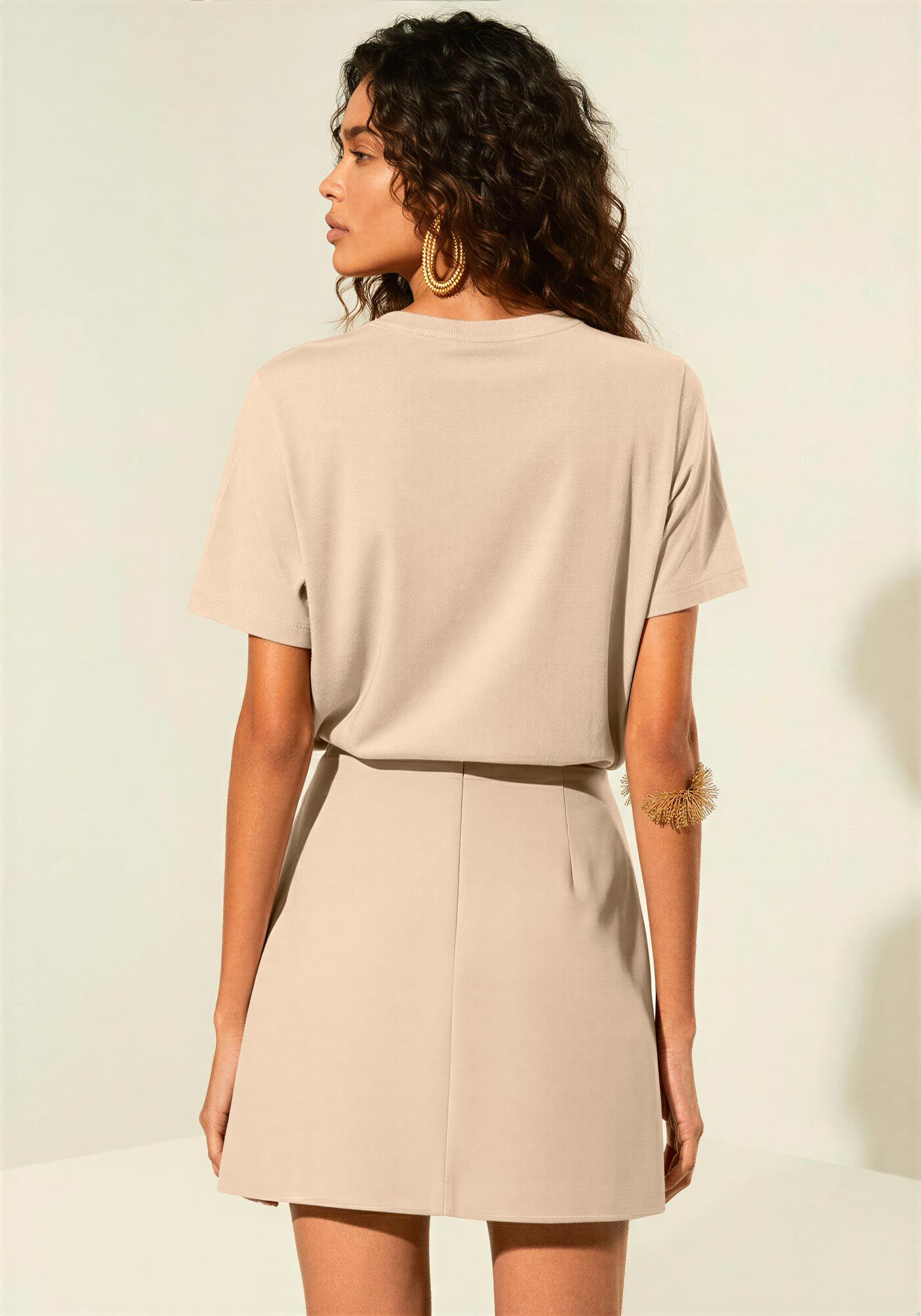 Saia Curta De Cintura Alta Com Bordados E Paet&ecirc;s, BEGE ALHAMBRA, large.