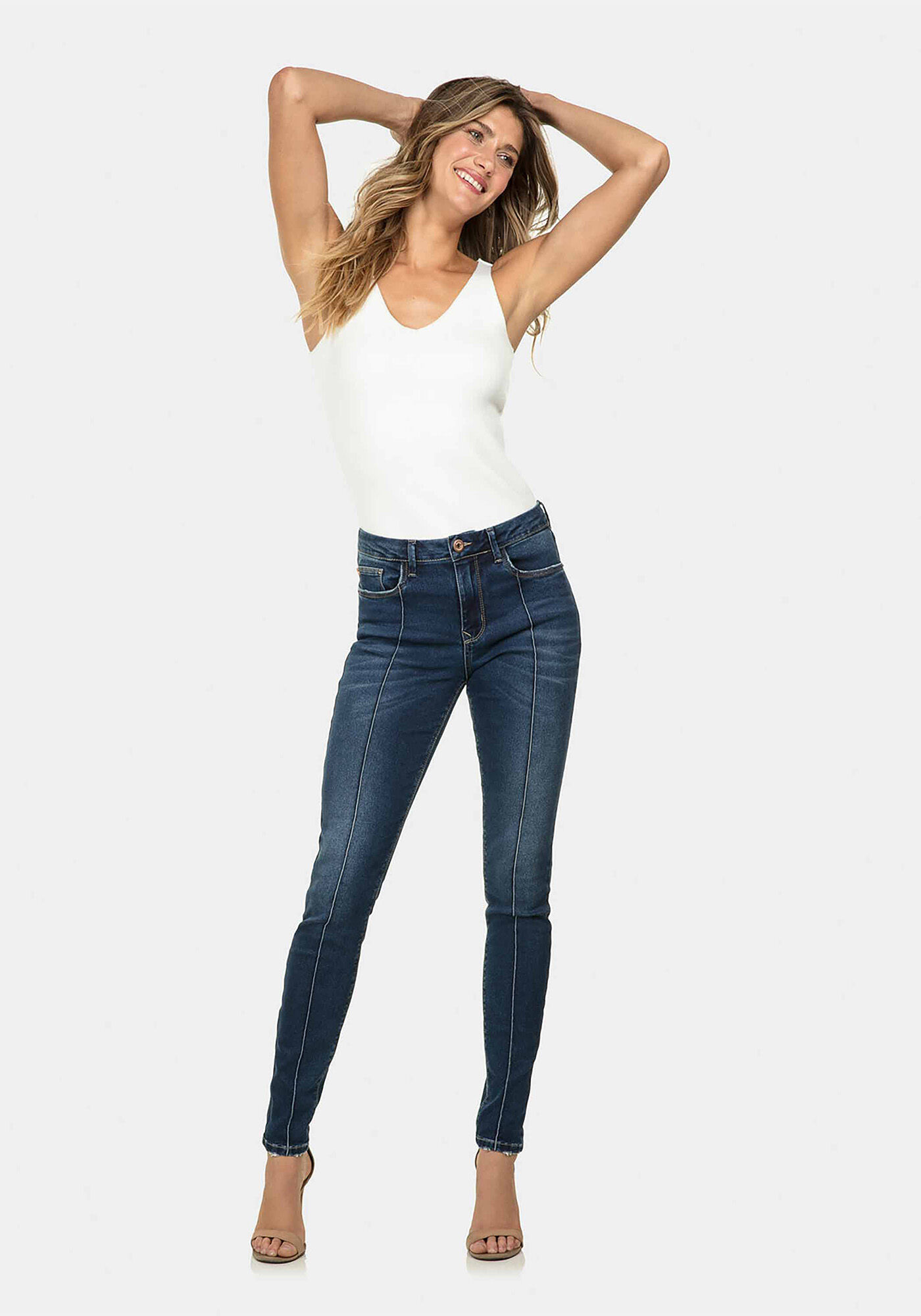 Cal&ccedil;a Skinny Bali Esthetic Care Jeans, , large.