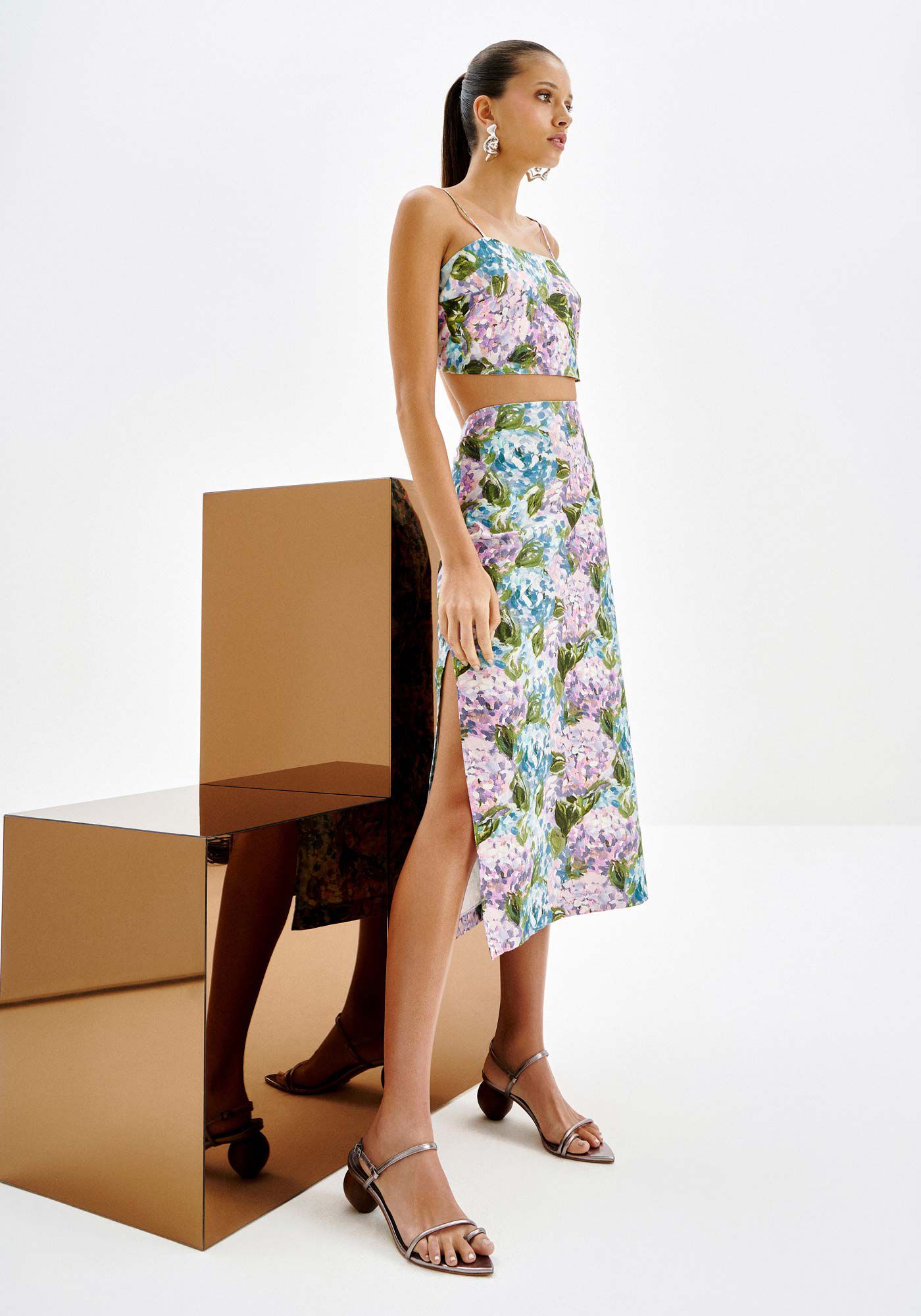 Saia Midi Cintura Alta em Viscose Estampada, , large.