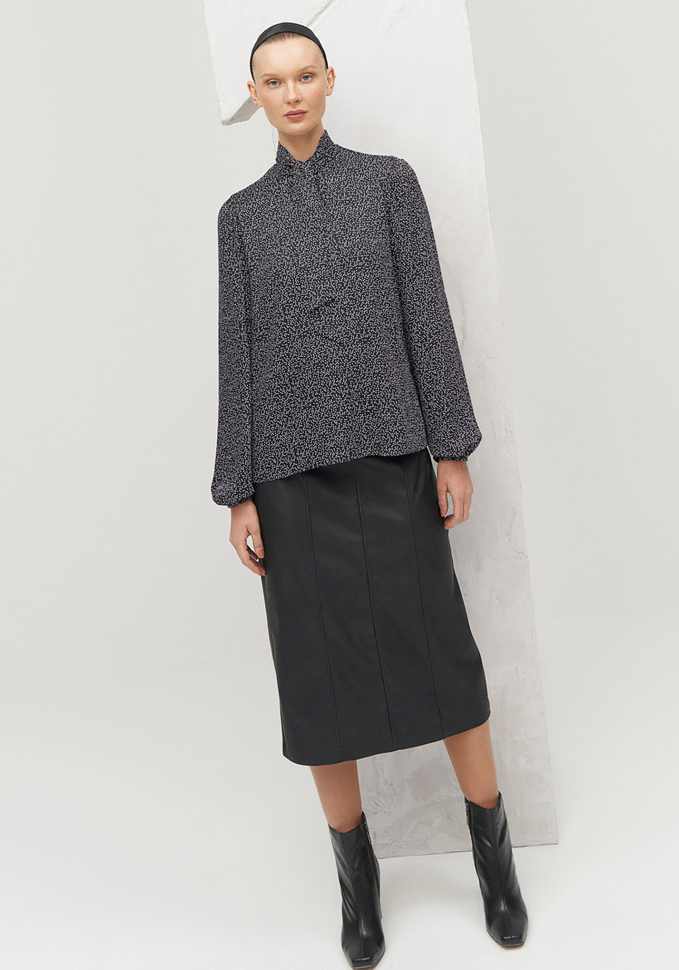 Blusa Manga Longa com Amarra&ccedil;&atilde;o Decote, DOTS, large.