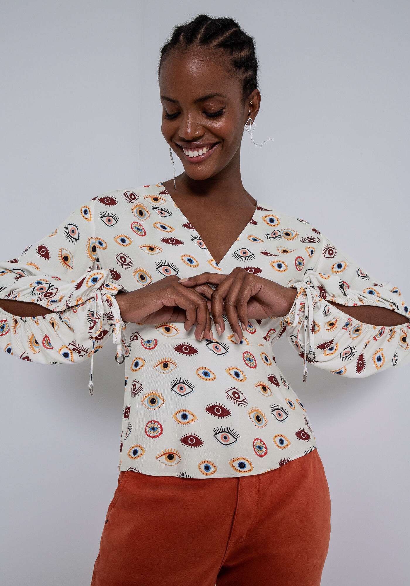 Blusa manga shop longa decote transpassado