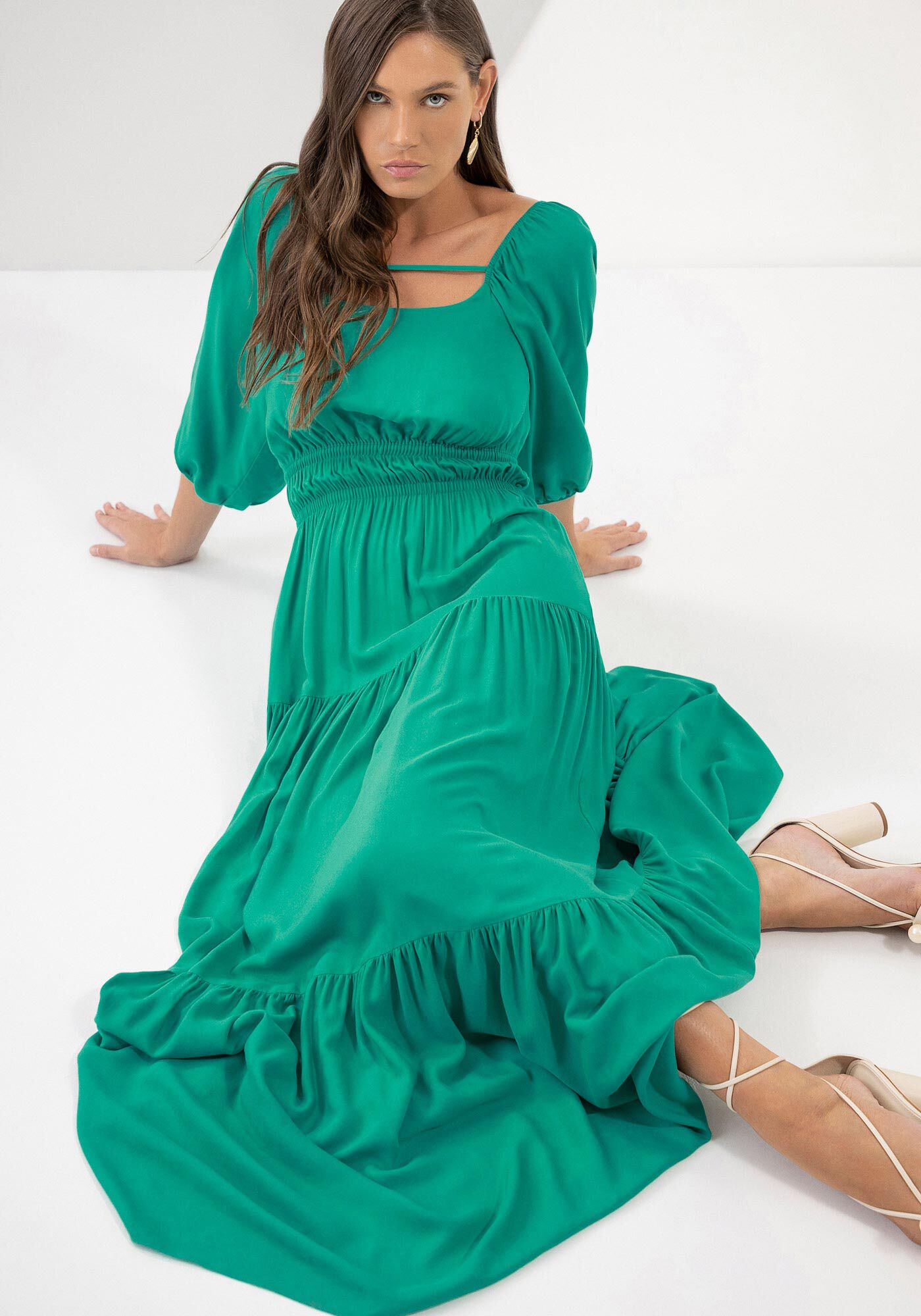 Vestido Midi Manga Bufante em Viscose com Babados, , large.