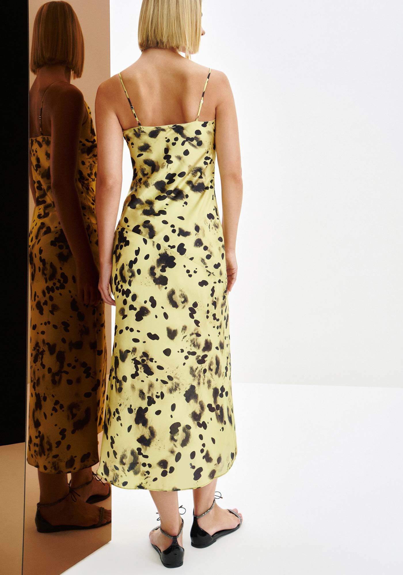 Vestido Midi Estampado em Chiffon com Fenda, , large.