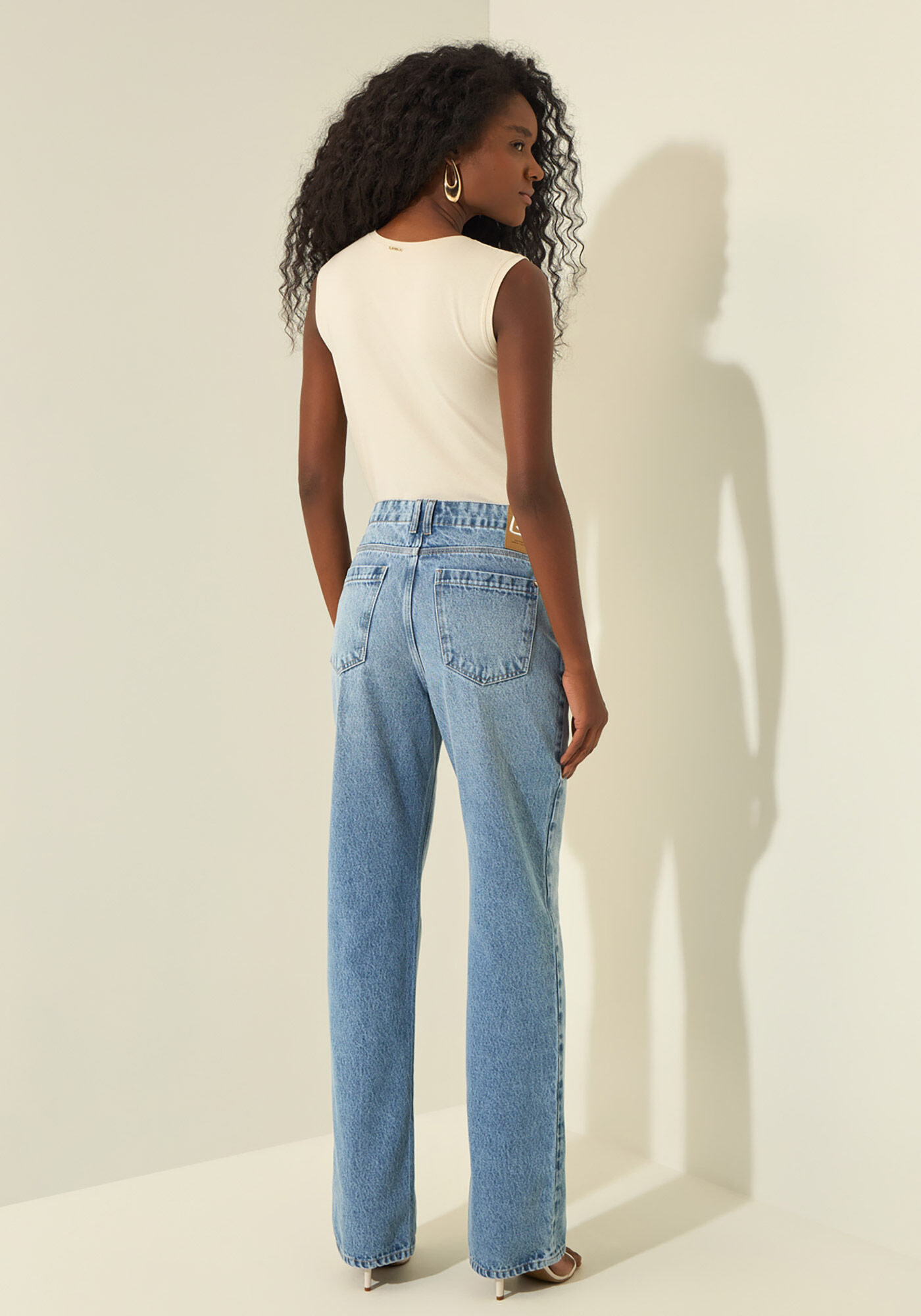 Cal&ccedil;a Reta Jeans Cropped Com Cintura Alta, JEANS, large.