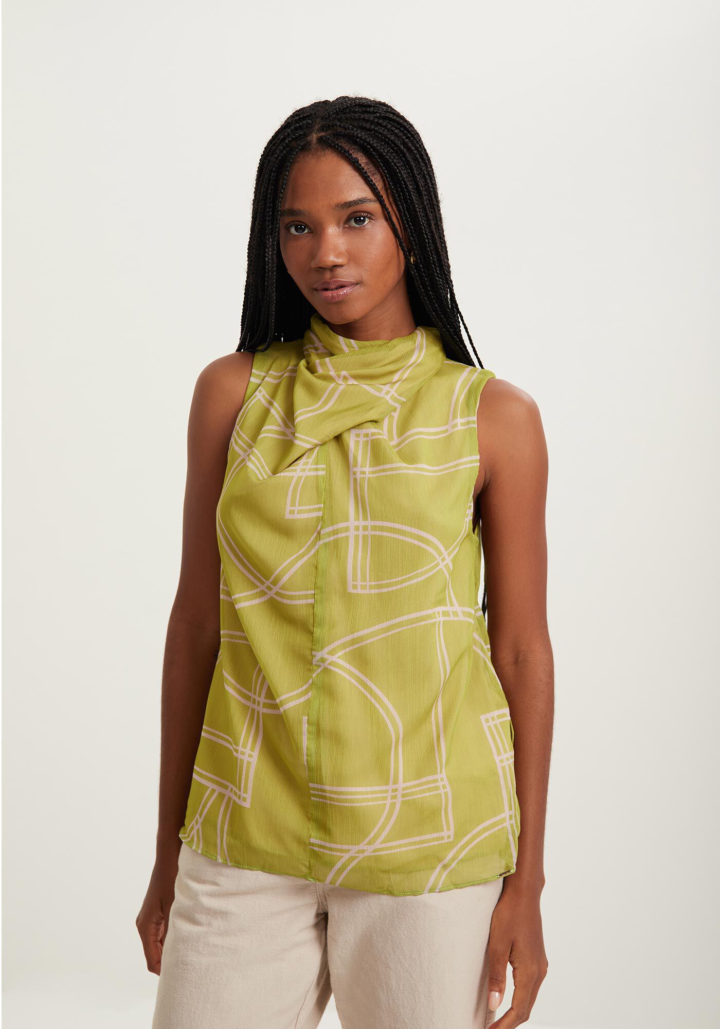 Blusa Sem Mangas Estampada Com Gola Transpassada, , large.