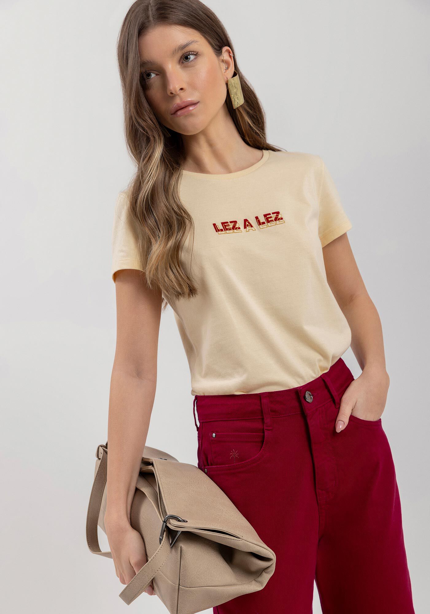 Blusa T-Shirt De Mangas Curtas Em Algod&atilde;o Penteado, , large.