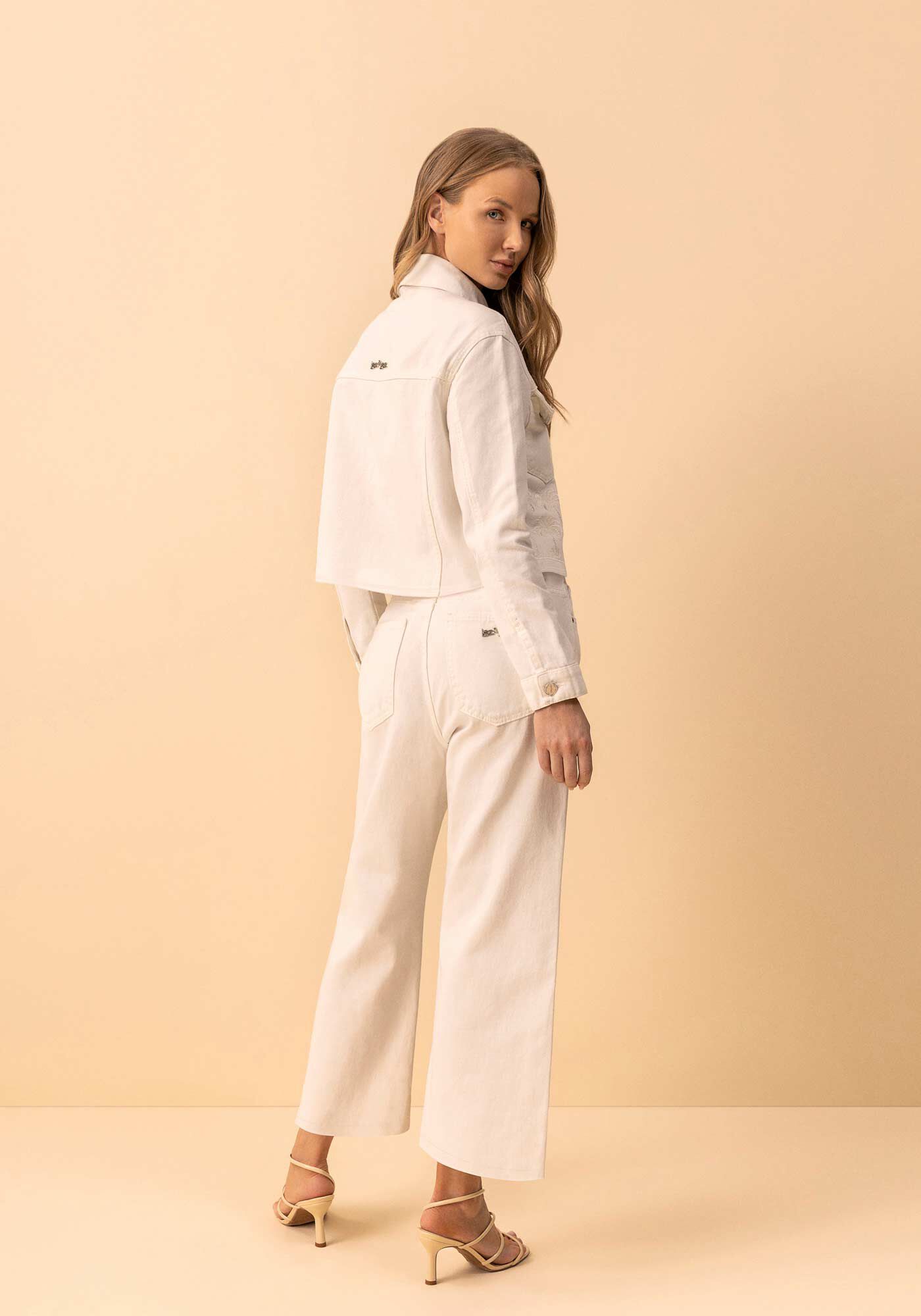 Jaqueta De Mangas Longas Em Sarja Com Bot&otilde;es E Bordados, OFF WHITE, large.