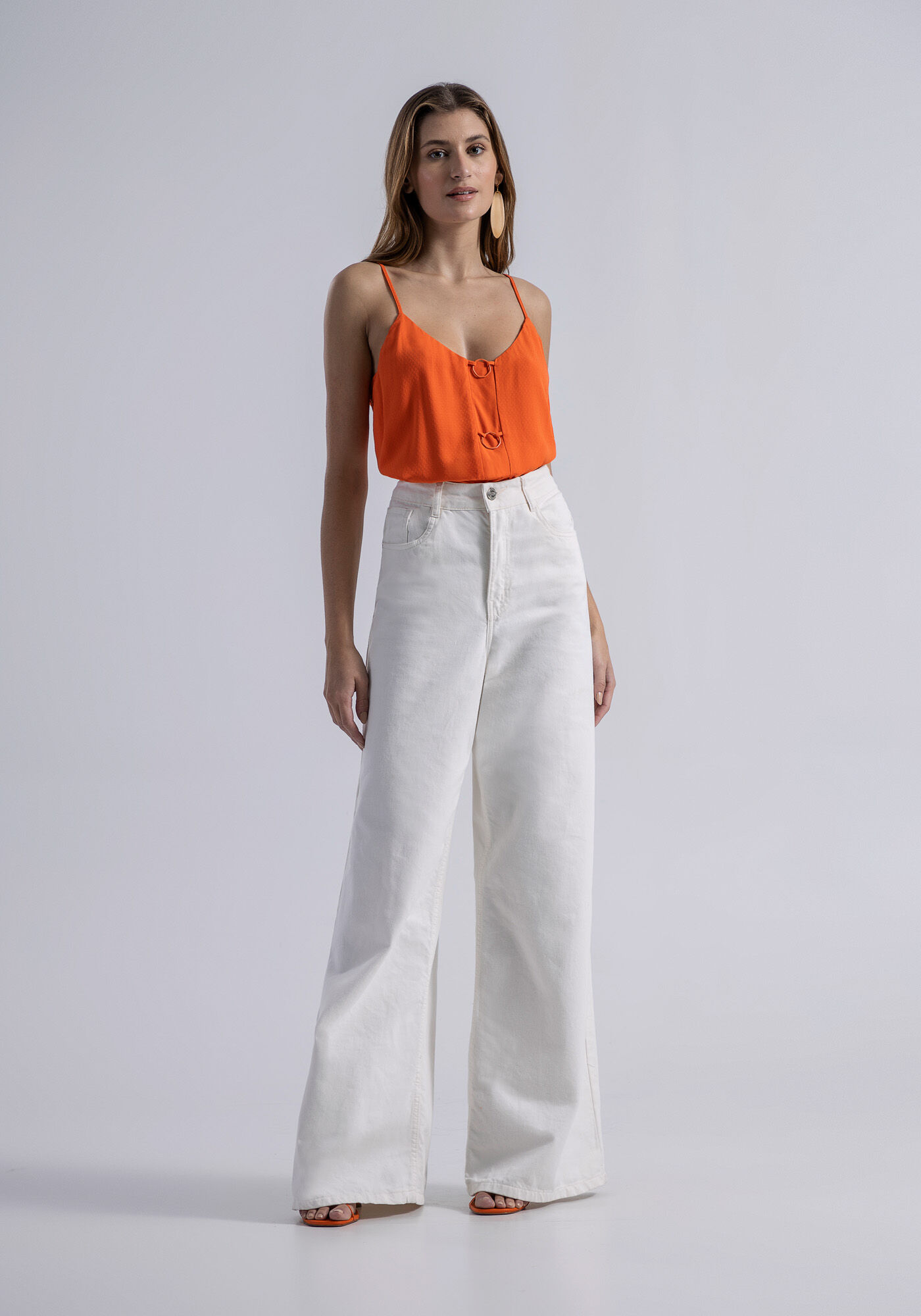 Blusa Al&ccedil;as em Viscose com Detalhe Argolas, , large.