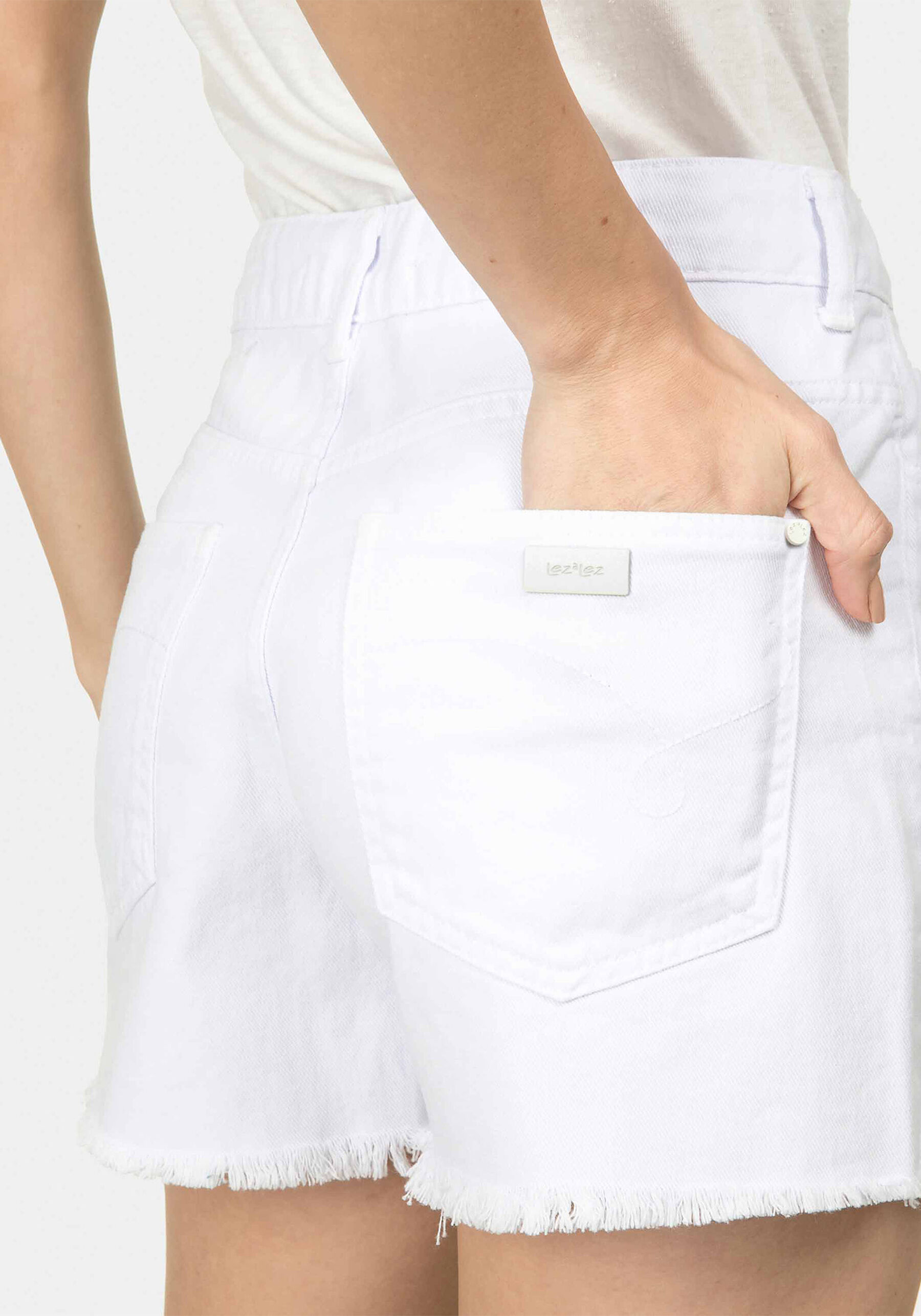 Shorts Hot Pant Califórnia Broche, . Shorts Hot Pant Califórnia Broche, , large.