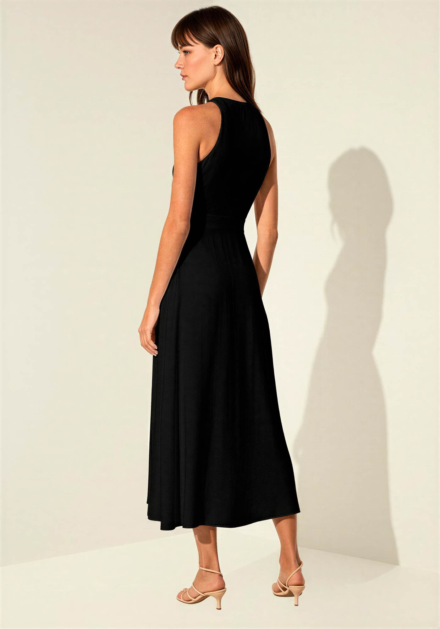 Vestido Evas&ecirc; Com Decote Em V E Z&iacute;per Lateral, PRETO, large.