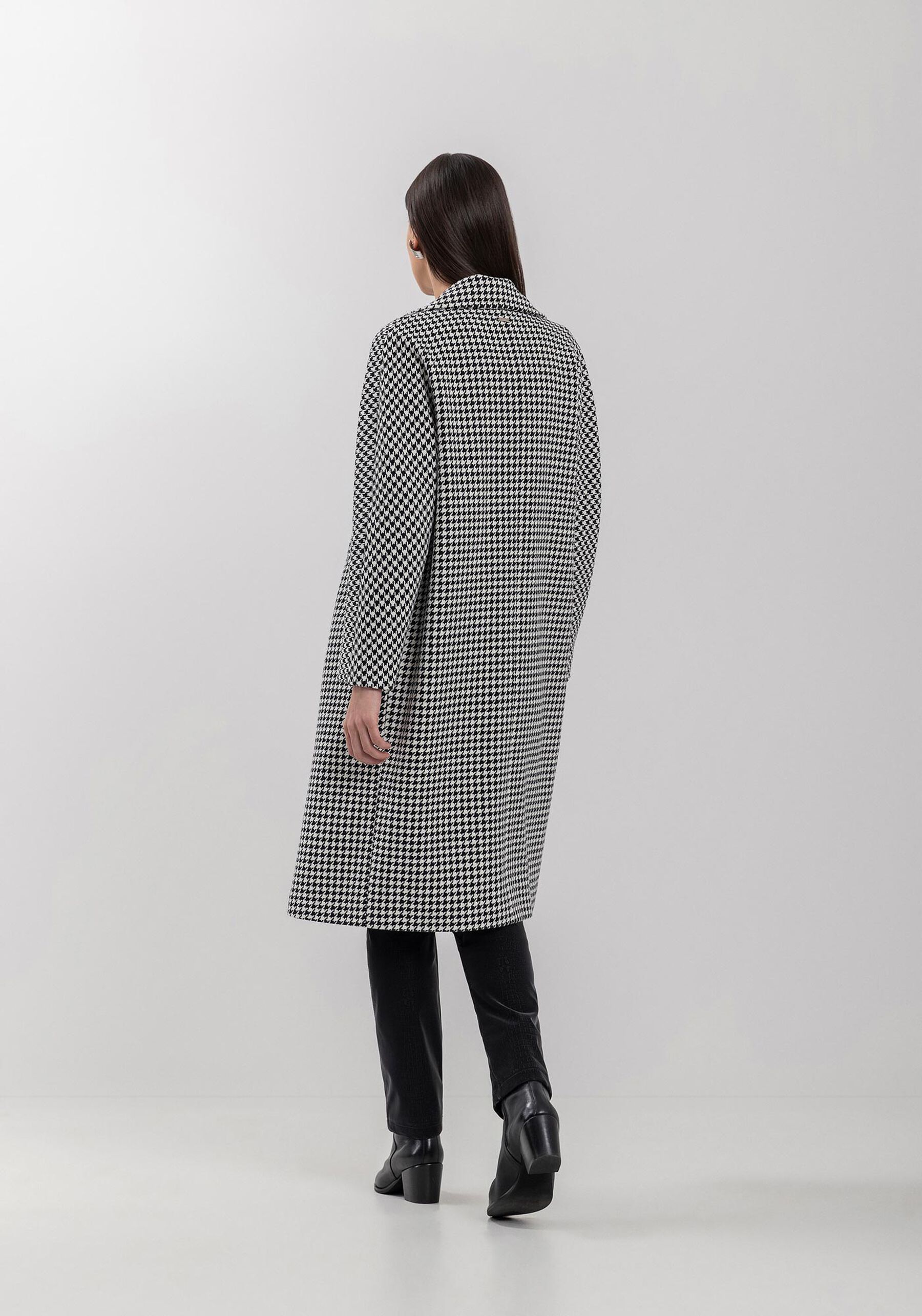 Sobretudo Pied De Poule Com Lapelas Duplas E Botões, PRETO/BRANCO. Sobretudo Pied De Poule Com Lapelas Duplas E Botões, PRETO/BRANCO, large.