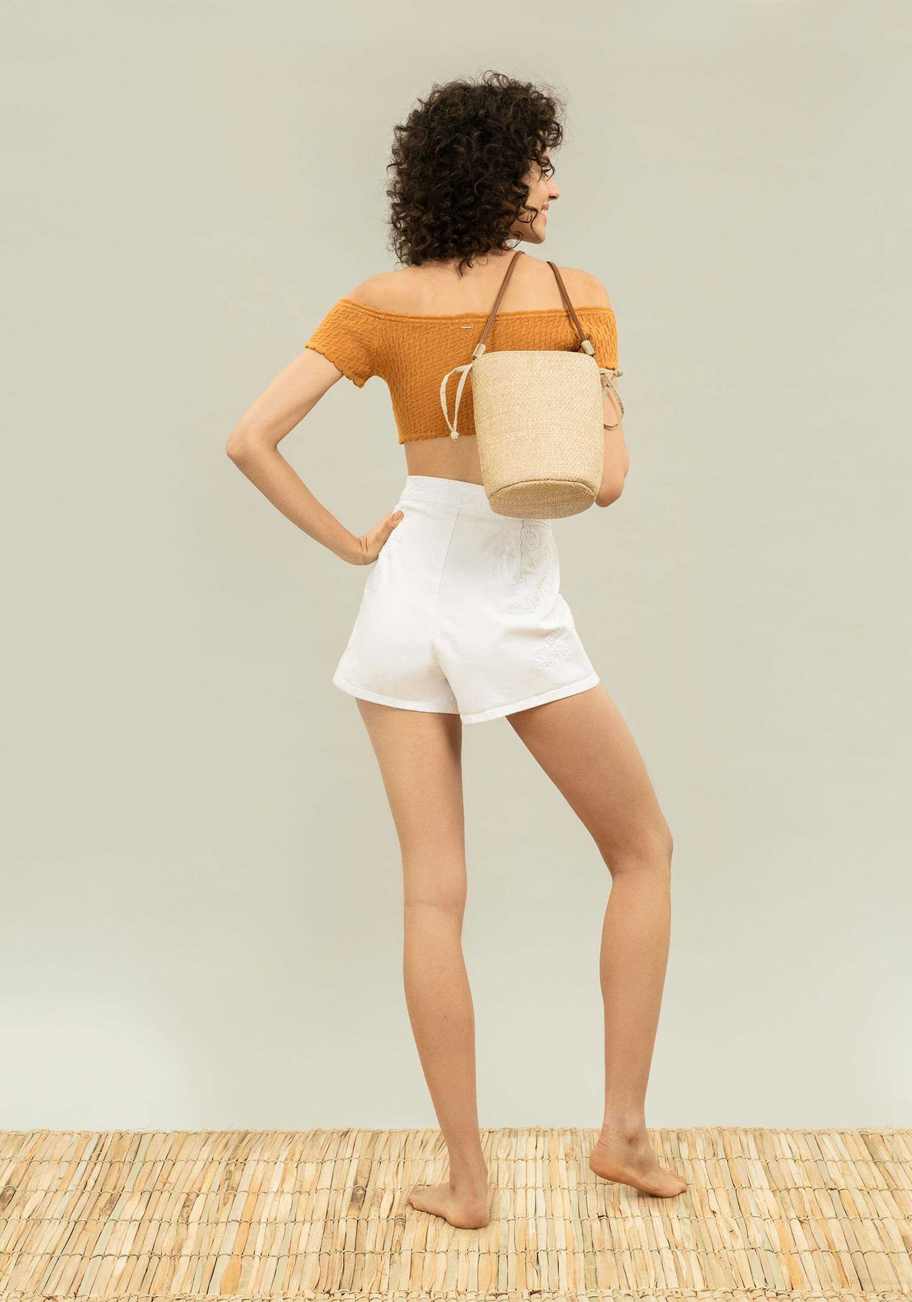 Shorts Cintura Alta Bordado, . Shorts Cintura Alta Bordado, , large.