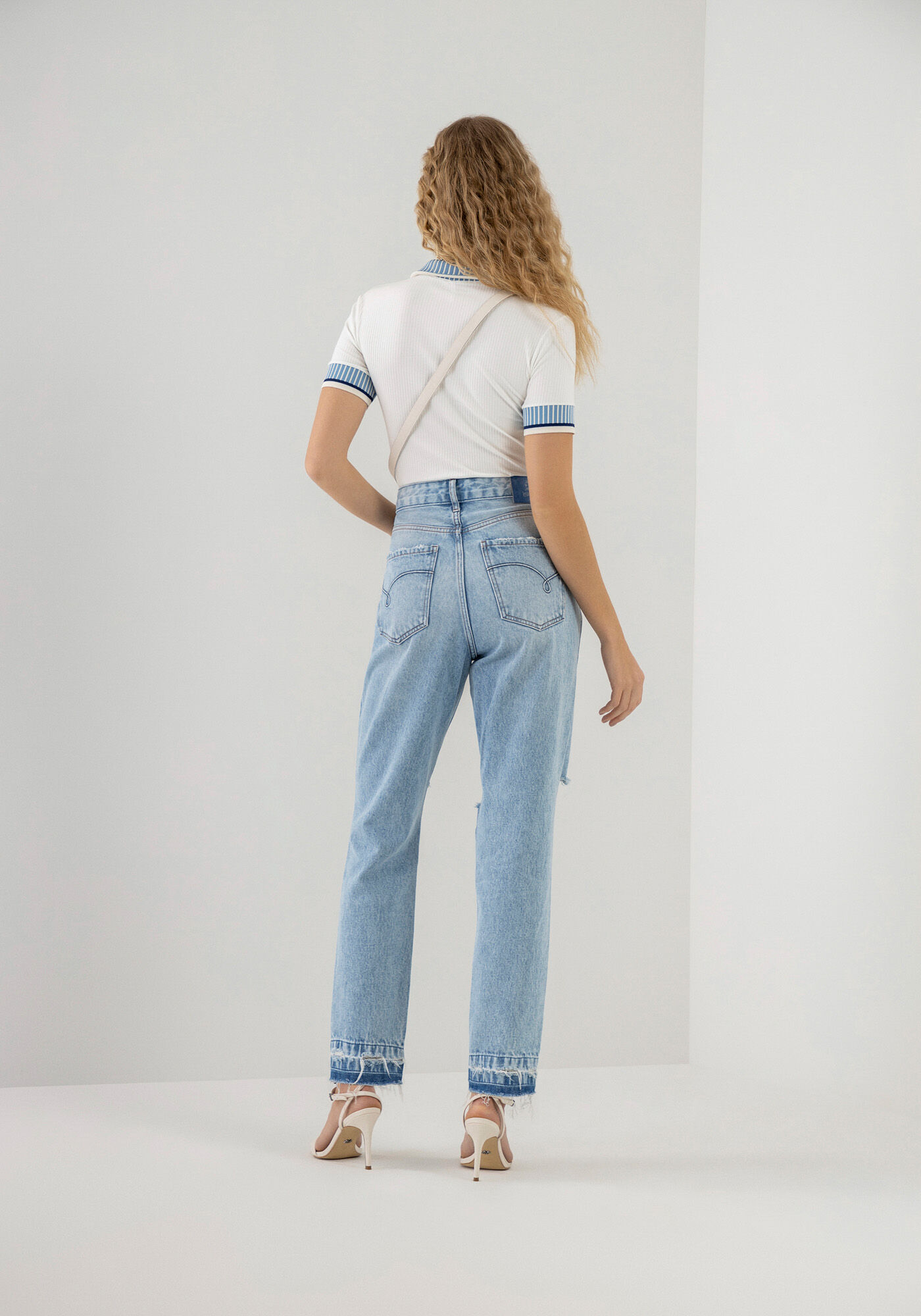 Blusa Canelada com Gola Alta e Z&iacute;per, BRANCO OFF WHITE, large.