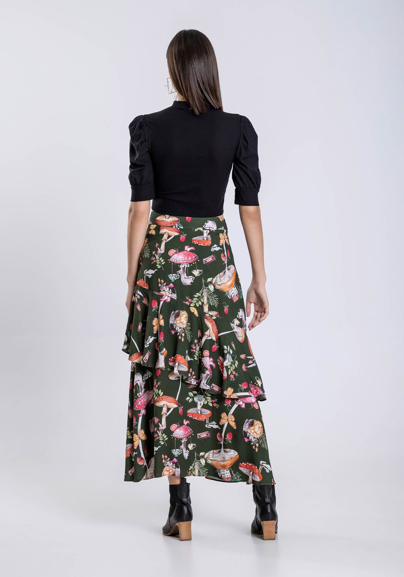 Blusa Cropped em Malha Canelada com Bordado, , large.