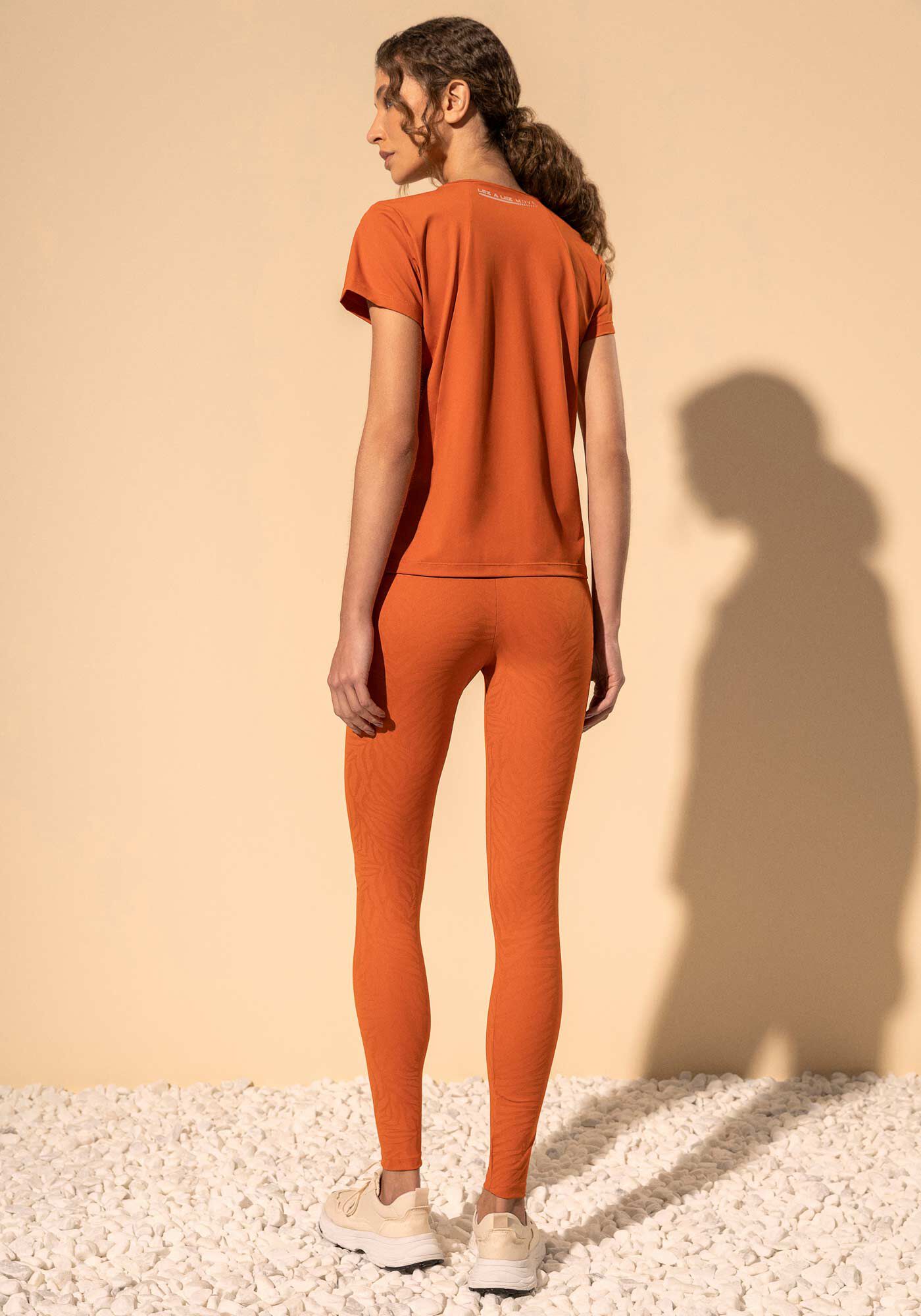 Blusa De Mangas Curtas Com Prote&ccedil;&atilde;o Solar Move, MARROM TERRACOTA, large.