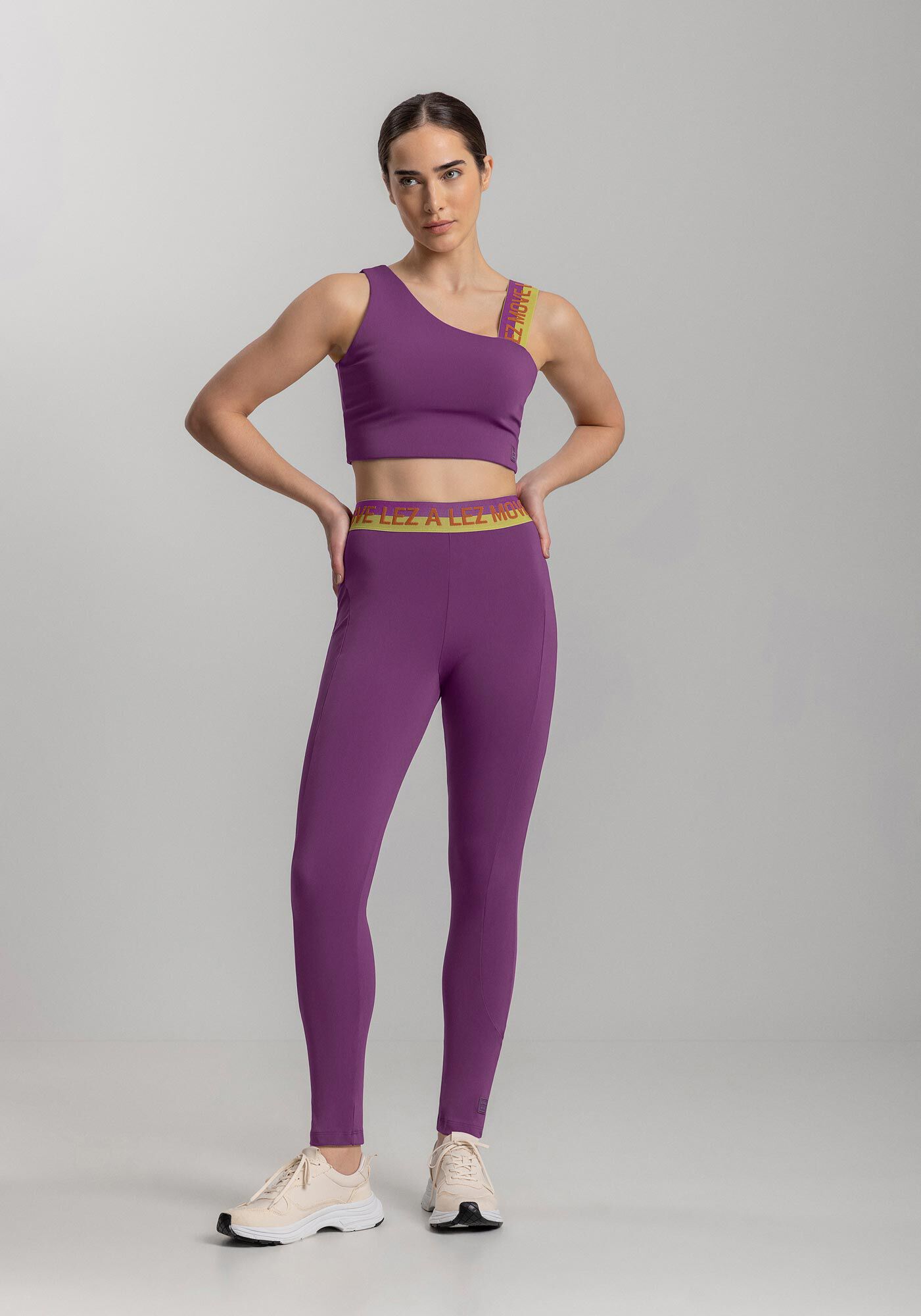 Cal&ccedil;a Legging Com Cintura M&eacute;dia E C&oacute;s El&aacute;stico Move, , large.