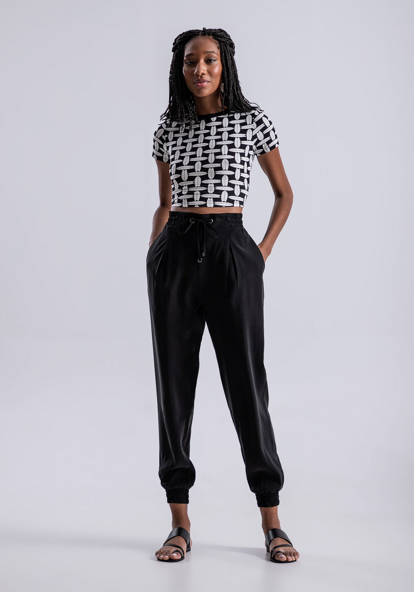 Cal&ccedil;a Jogging Cintura Alta com Pregas, , large.