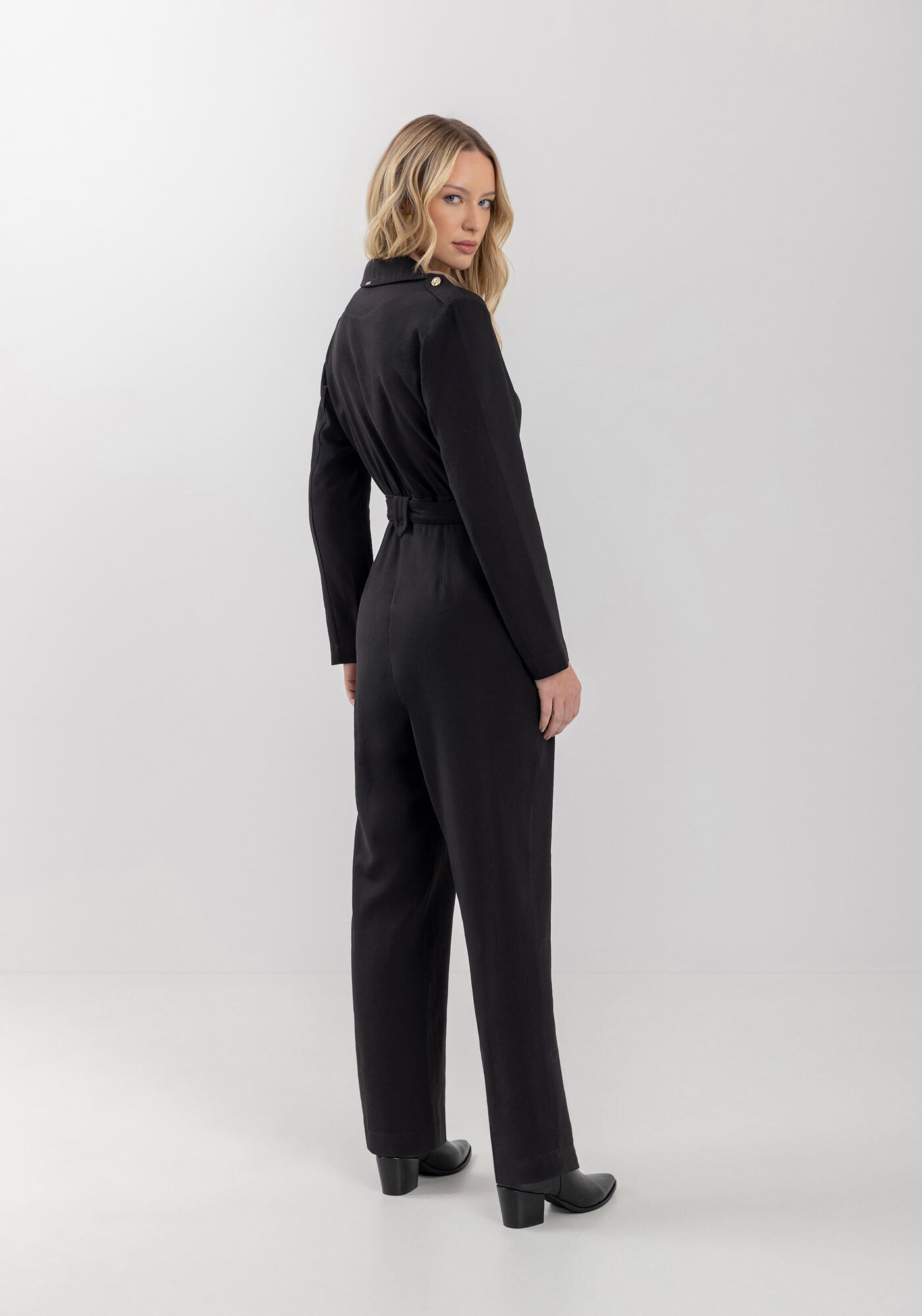 Macac&atilde;o Longo Com Lapelas Duplas E Cinto De Fivela, , large.