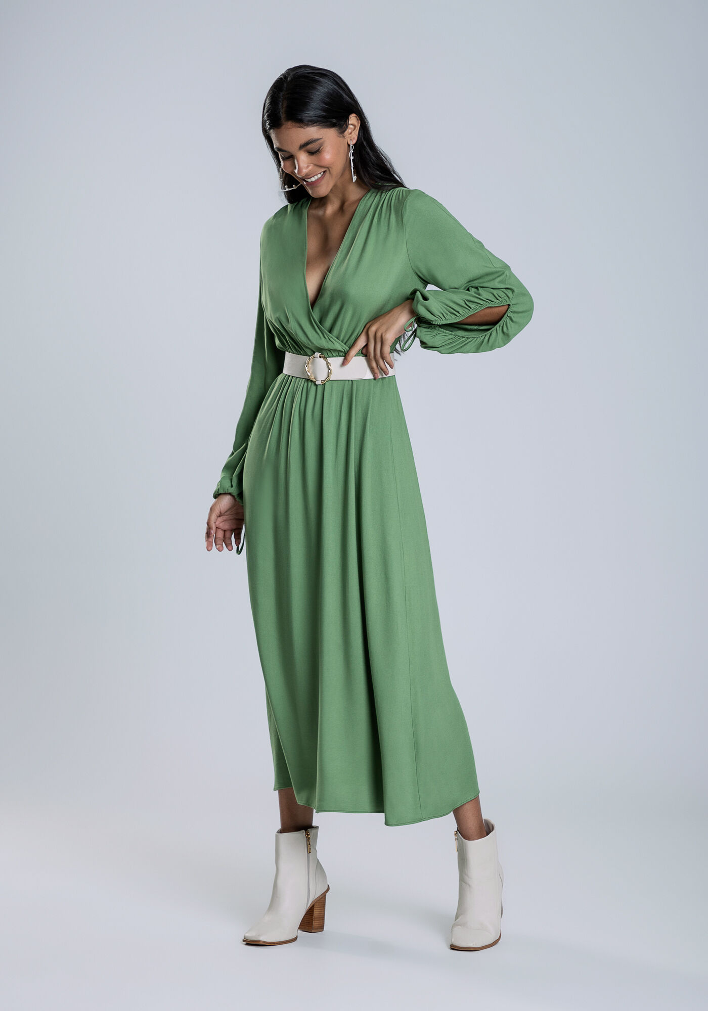 Vestido Midi Transpassado com Recorte Mangas, VERDE MOVIMENTO, large.