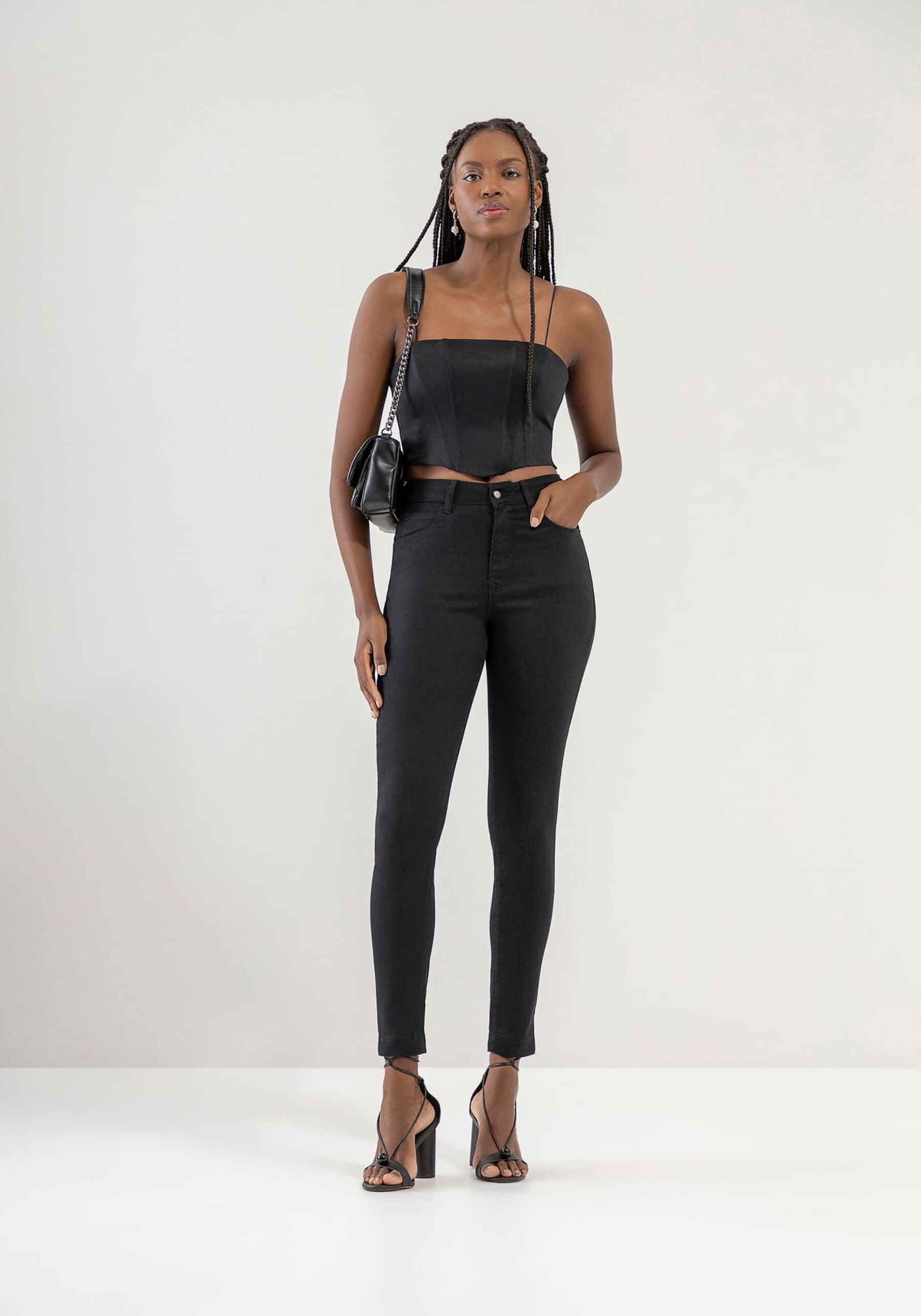 Calça Sarja Skinny Sustentável Ever Black, PRETO REATIVO. Calça Sarja Skinny Sustentável Ever Black, PRETO REATIVO, large.