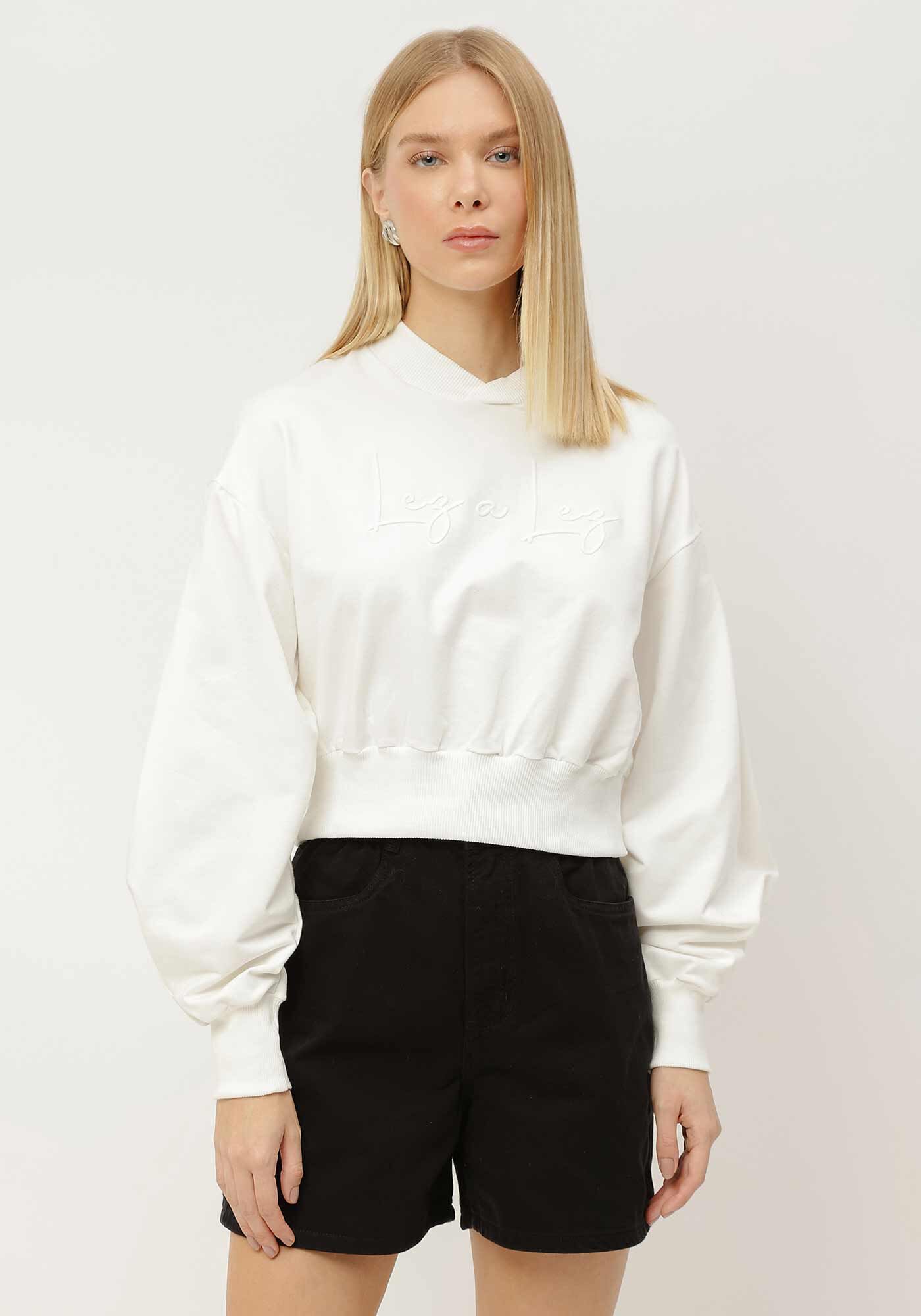 Blus&atilde;o Cropped em Molecotton com Bordado Lez a Lez, , large.