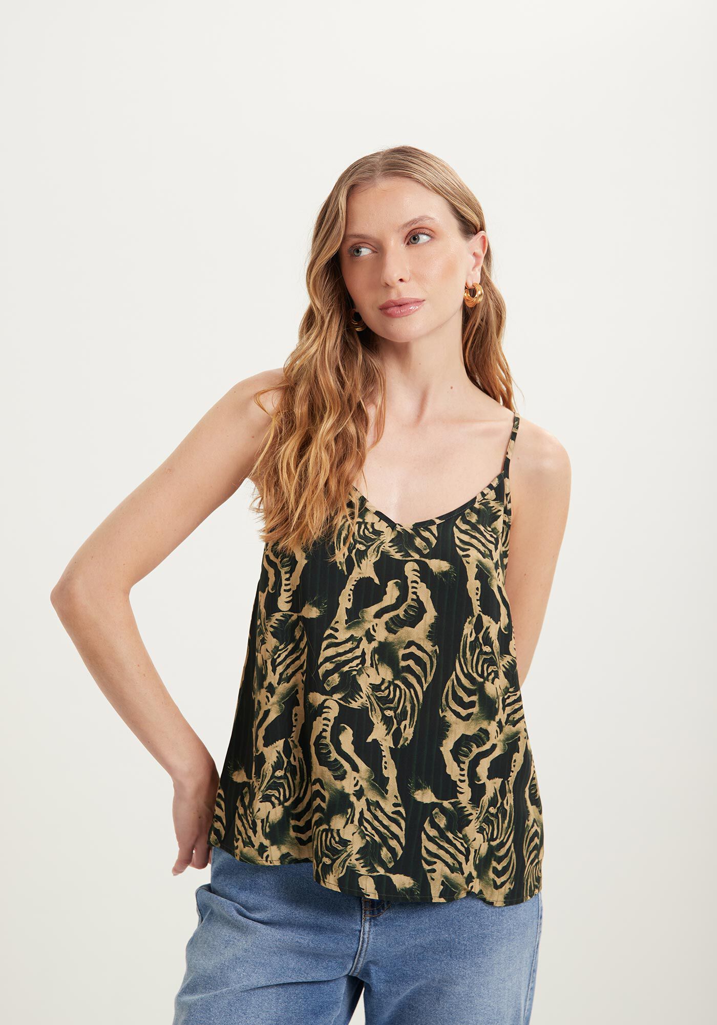 Blusa Regata Estampada De Al&ccedil;as Com Decote V Em Viscose, , large.