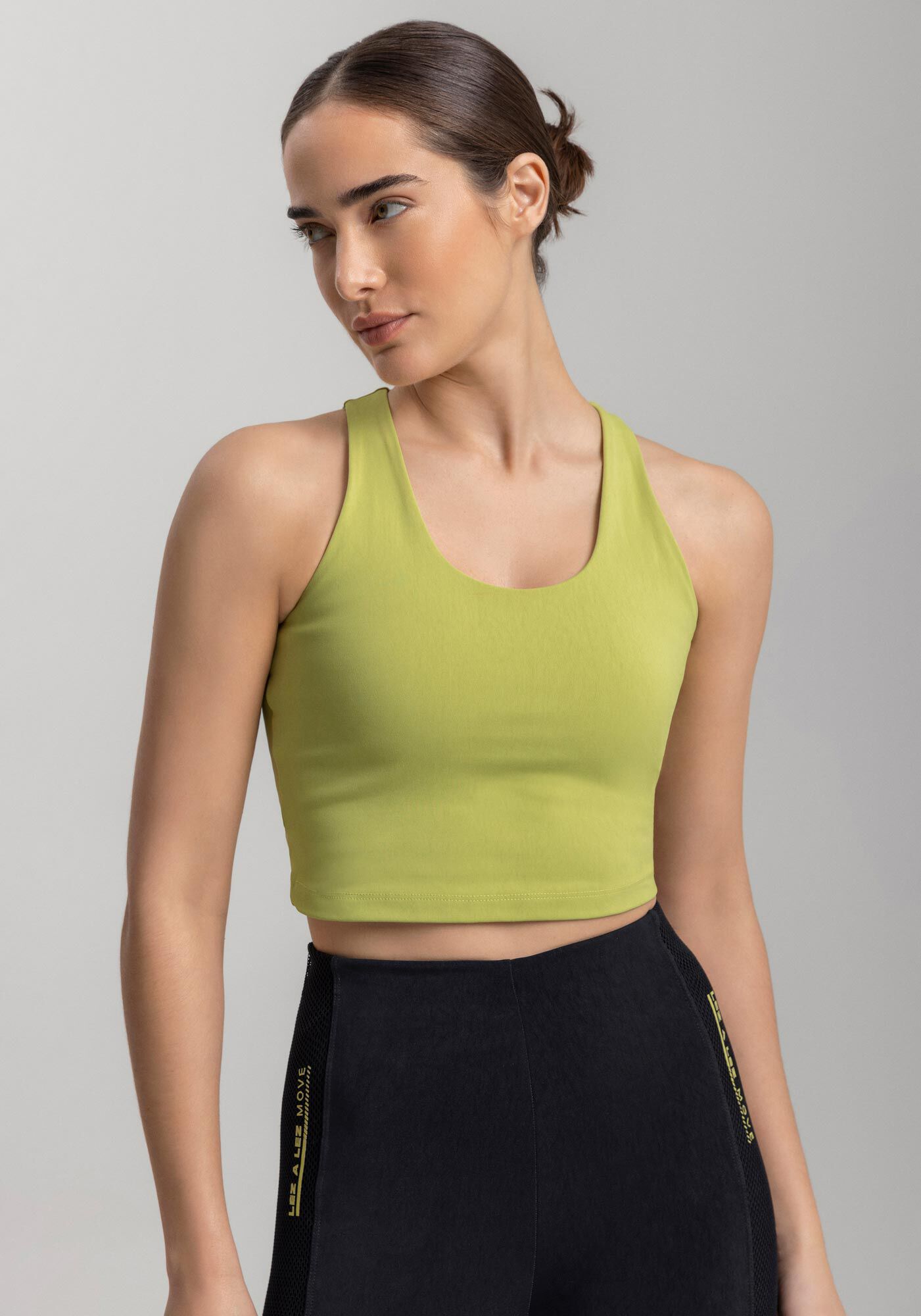 Blusa Cropped De Al&ccedil;as Com Tela E El&aacute;stico Regul&aacute;vel Move, PRETO, large.