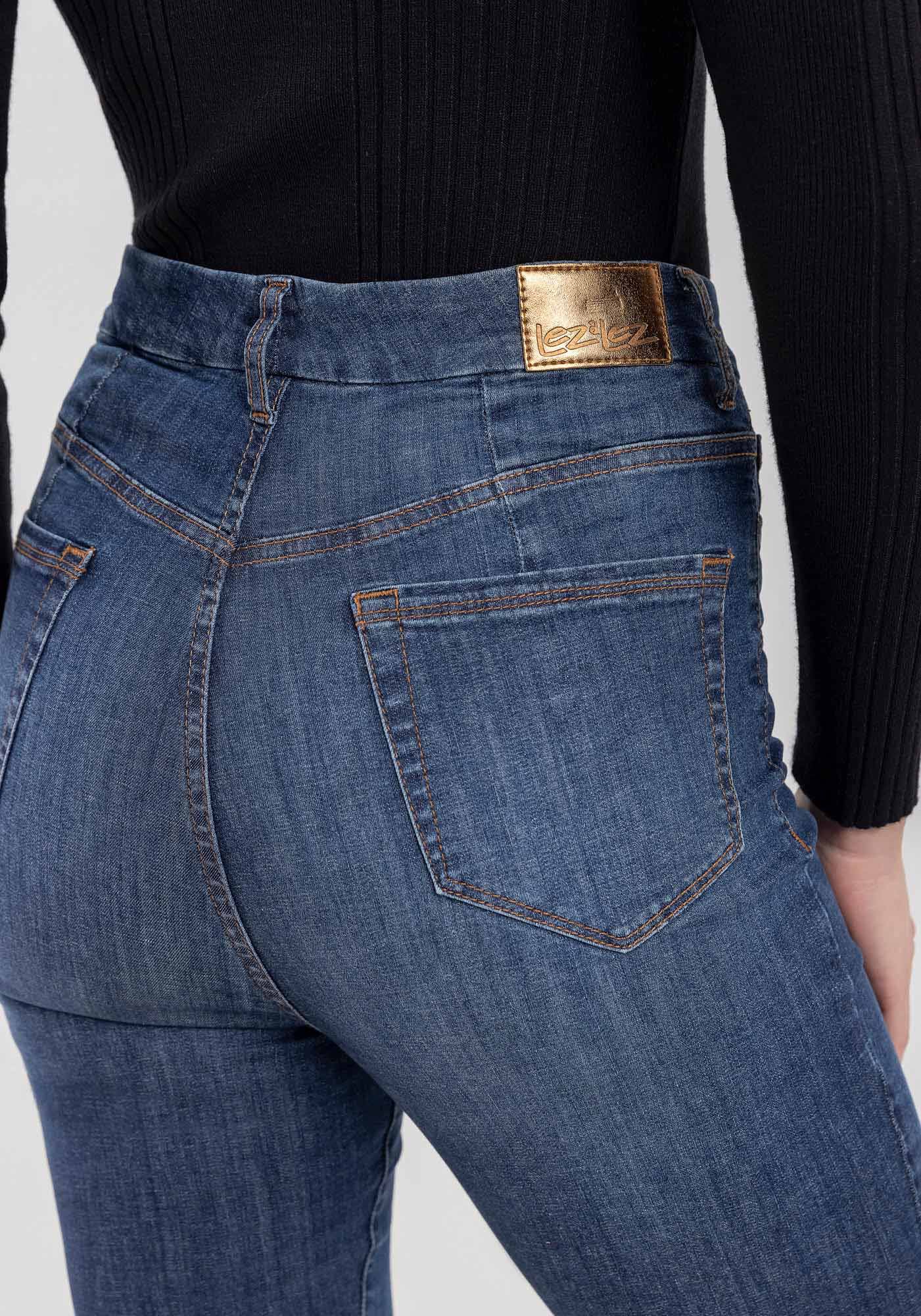 Cal&ccedil;a Jeans Skinny Com Cintura Alta E Tecnologia Contour, , large.