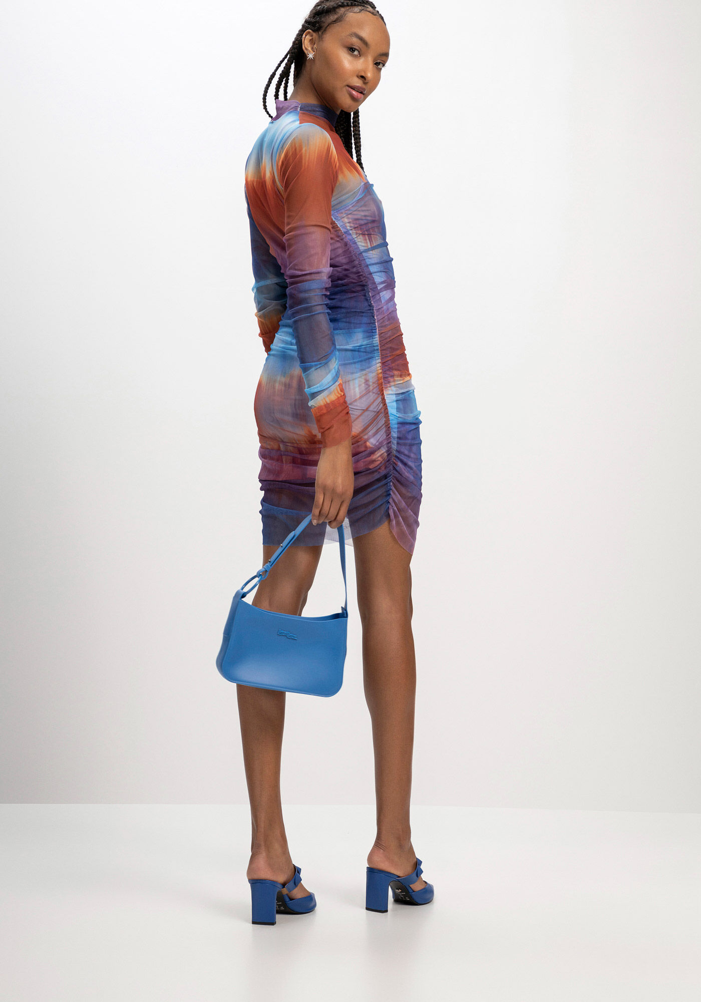 Vestido tule hot sale curto