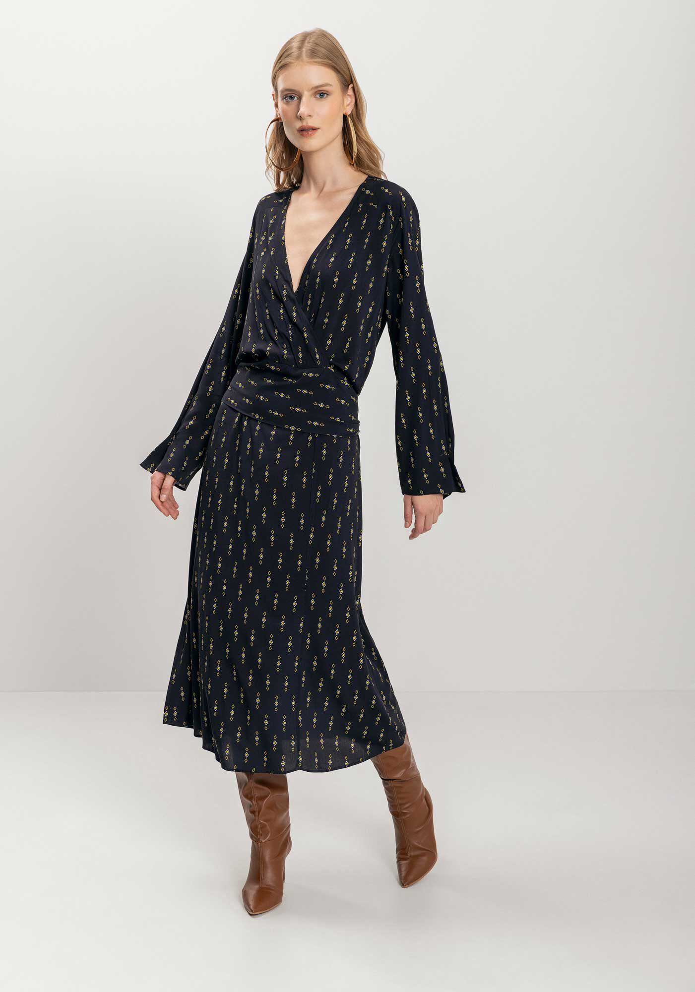 Vestido Estampado Ch&aacute; De Mangas Longas Com Decote Em V, PATTERN PRETO, large.