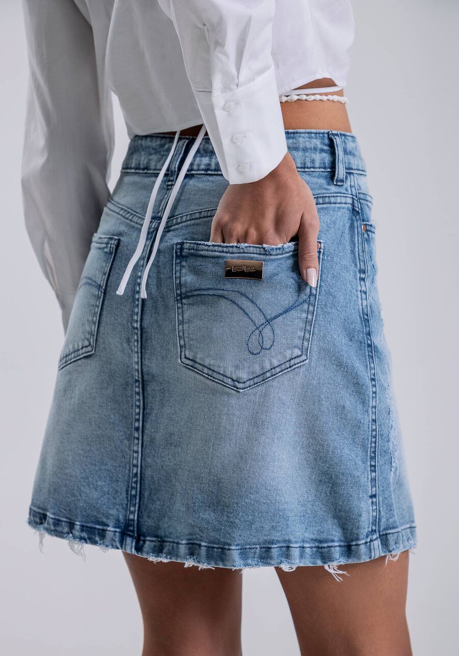 Saia Curta Jeans com Faixa Estampada, JEANS. Saia Curta Jeans com Faixa Estampada, JEANS, large.