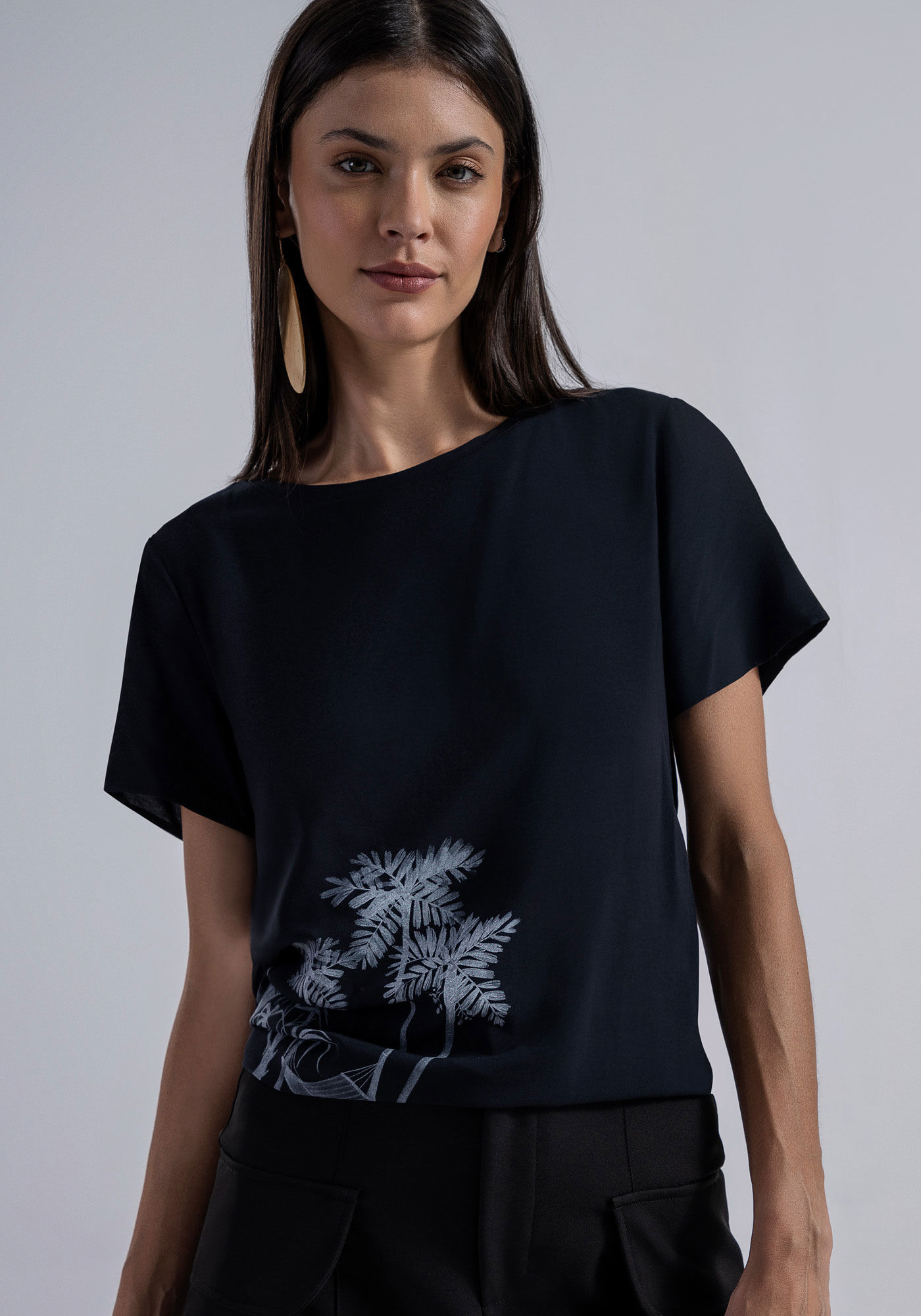 Blusa Manga Curta em Viscose Estampada, , large.