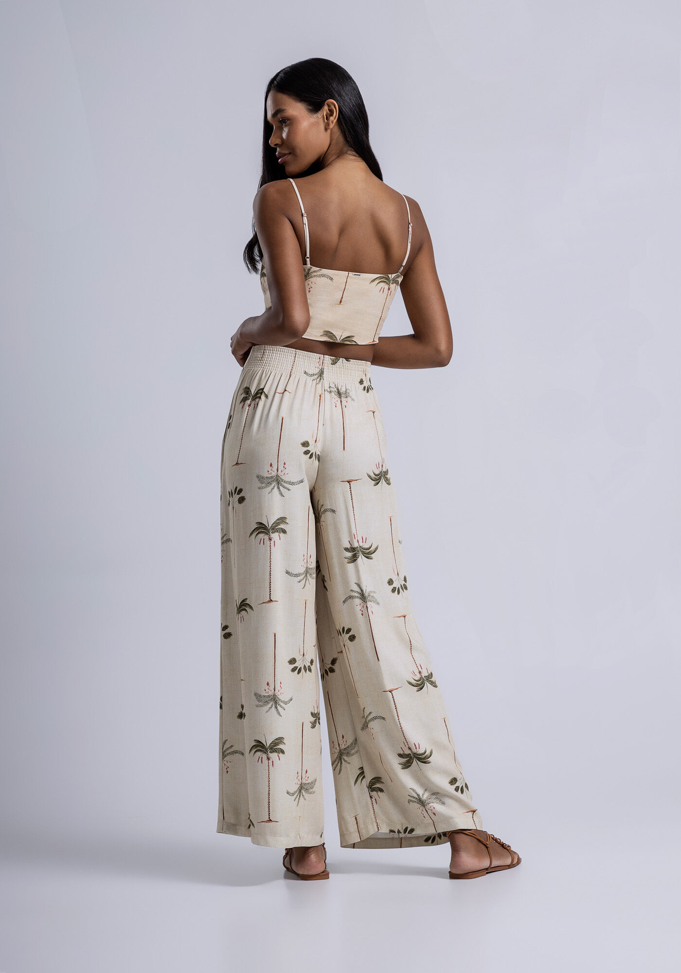 Cal&ccedil;a Pantalona em Viscose com Pregas, , large.