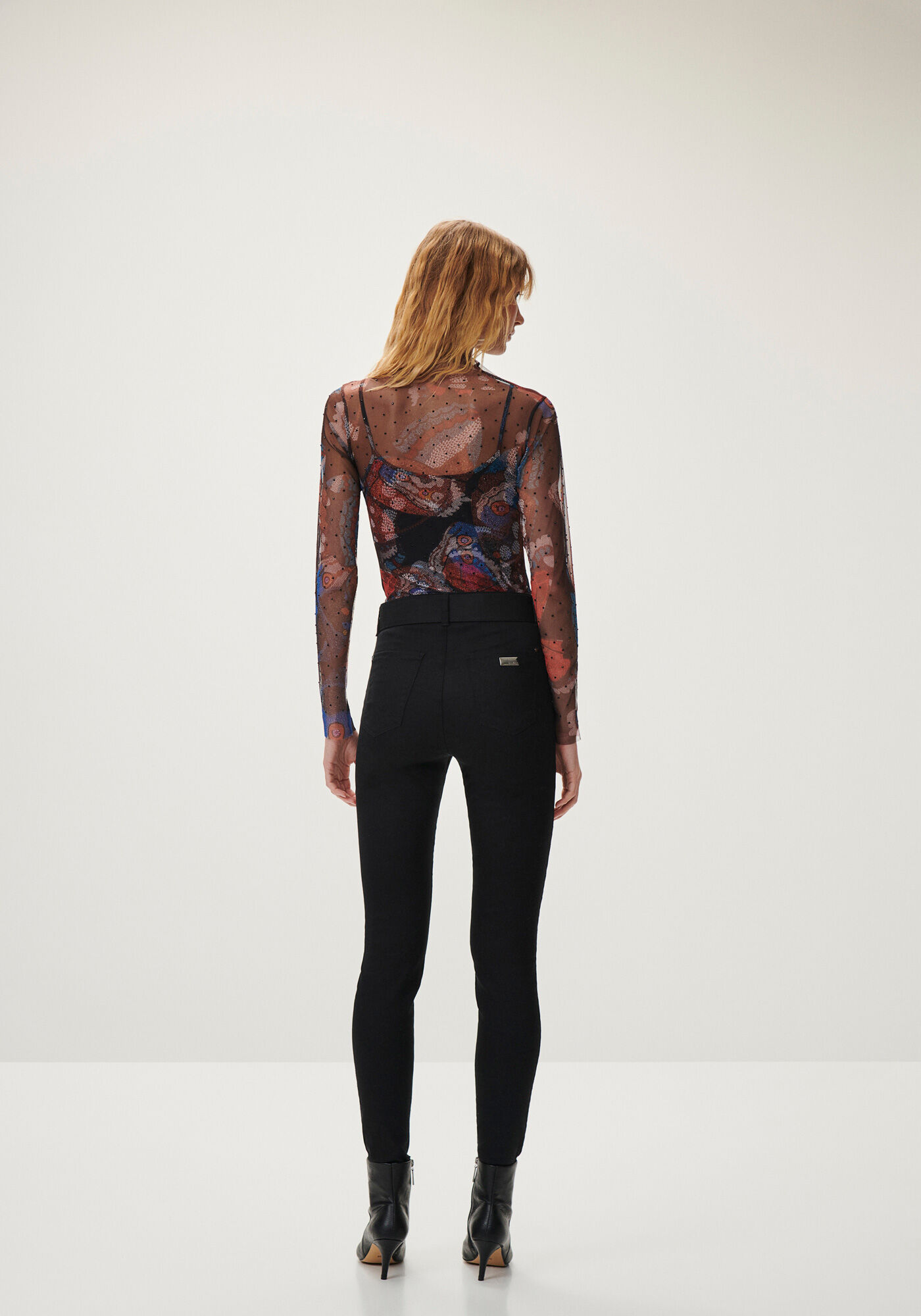 Blusa Manga Longa em Tule Po&aacute; com Gola Alta, , large.