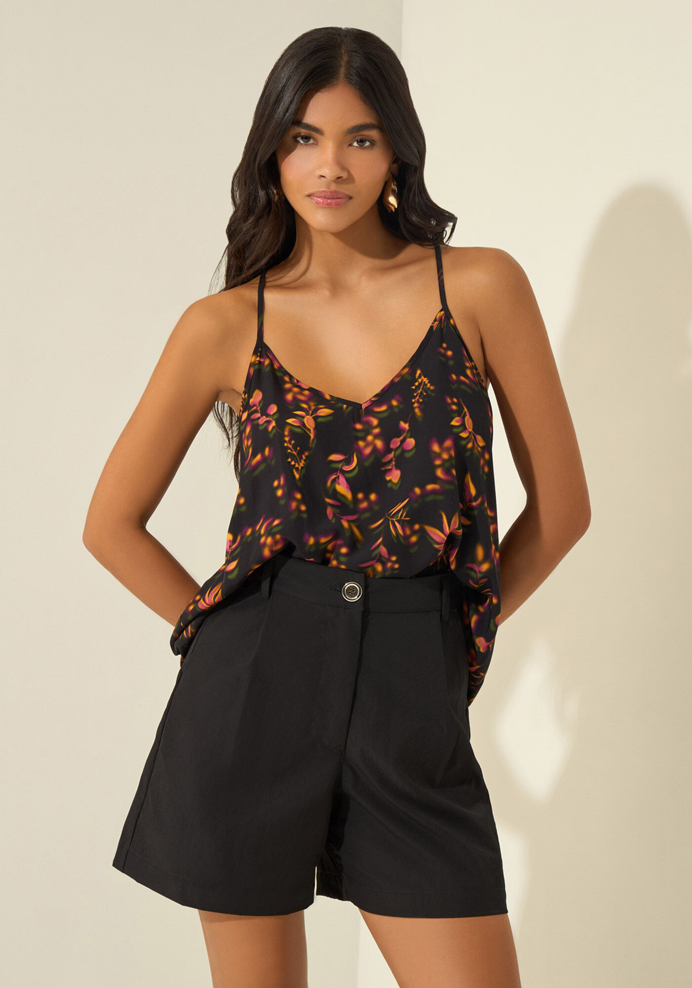 Blusa Regata De Al&ccedil;as Finas Estampada, DELICADEZA PRETO, large.