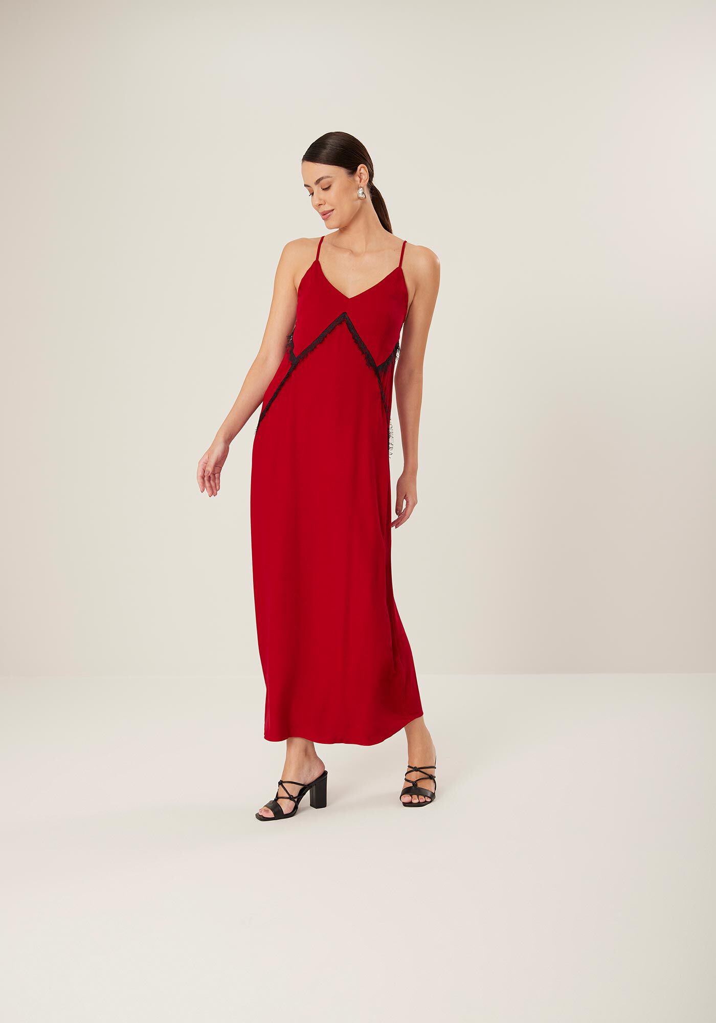 Vestido Midi Ch&aacute; De Al&ccedil;as Em Viscose Com Detalhes Frontais, , large.