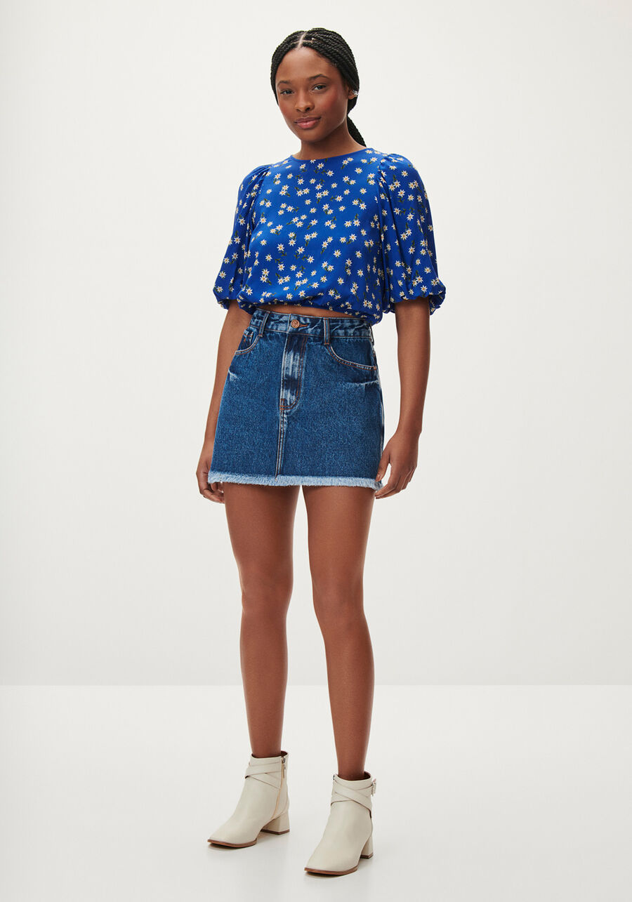 Blusa Balonê Cropped em Viscose Estampada, EDELWEISS. Blusa Balonê Cropped em Viscose Estampada, EDELWEISS, large.