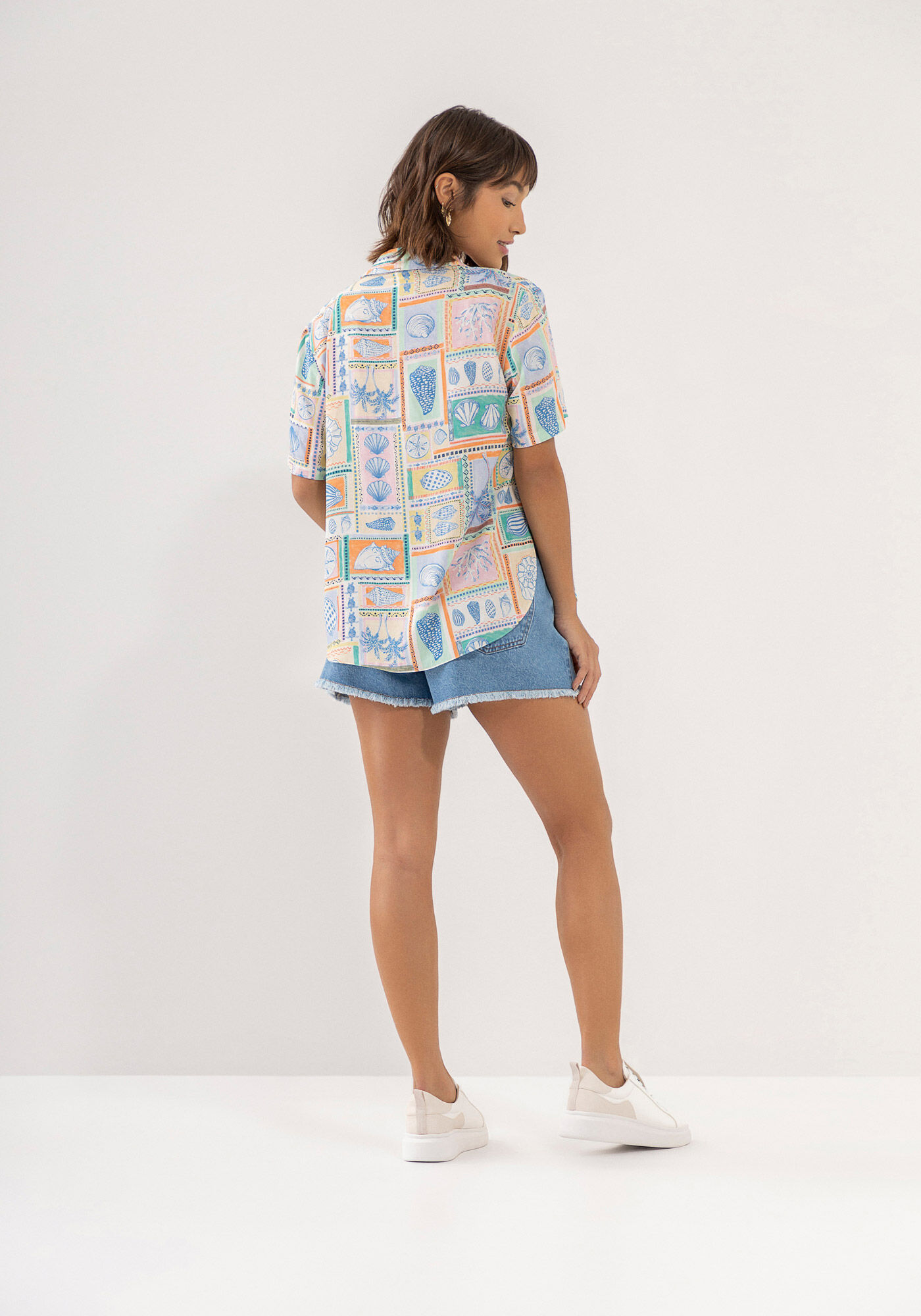 Camisa Manga Curta em Viscose Estampada, , large.