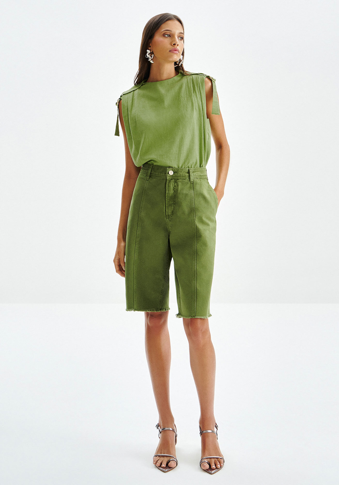 Bermuda Sarja Jorts com Cintura Alta, , large.